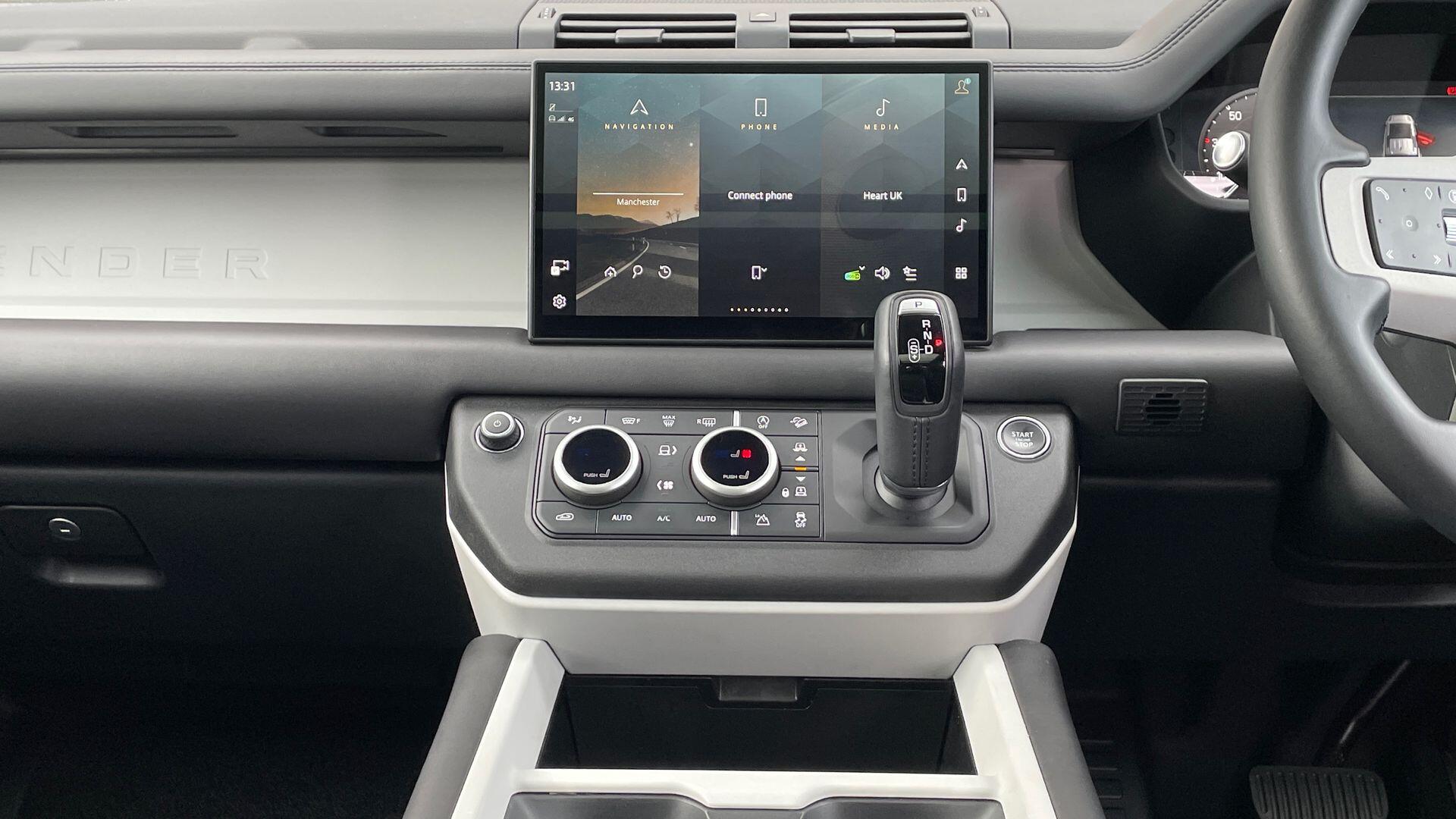 Land Rover Defender view 14