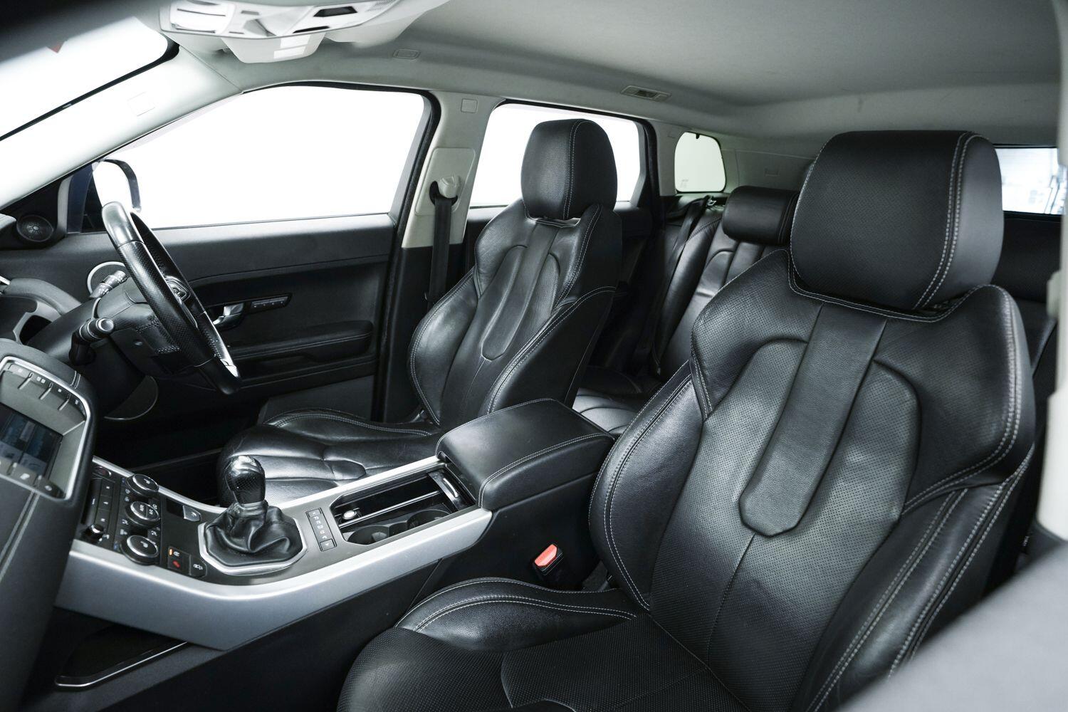 Land Rover Range Rover Evoque view 21