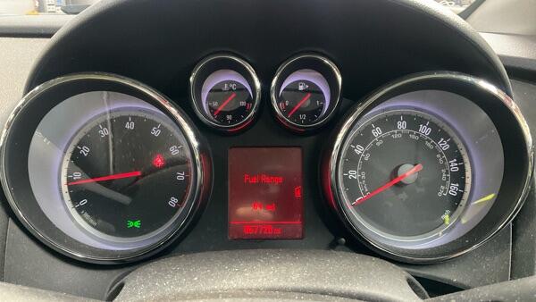 Vauxhall Astra view 12