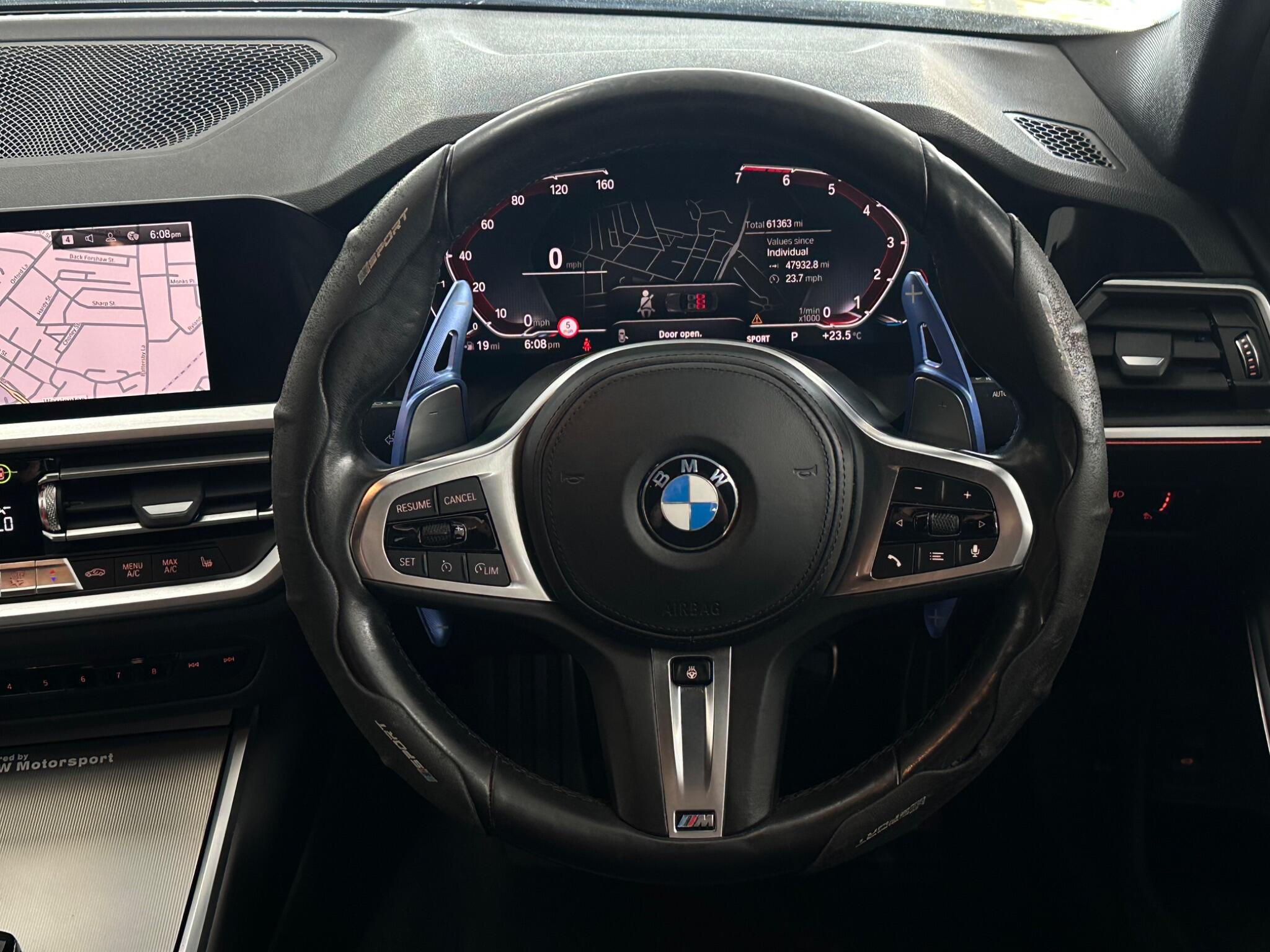 BMW 3 Series view 19