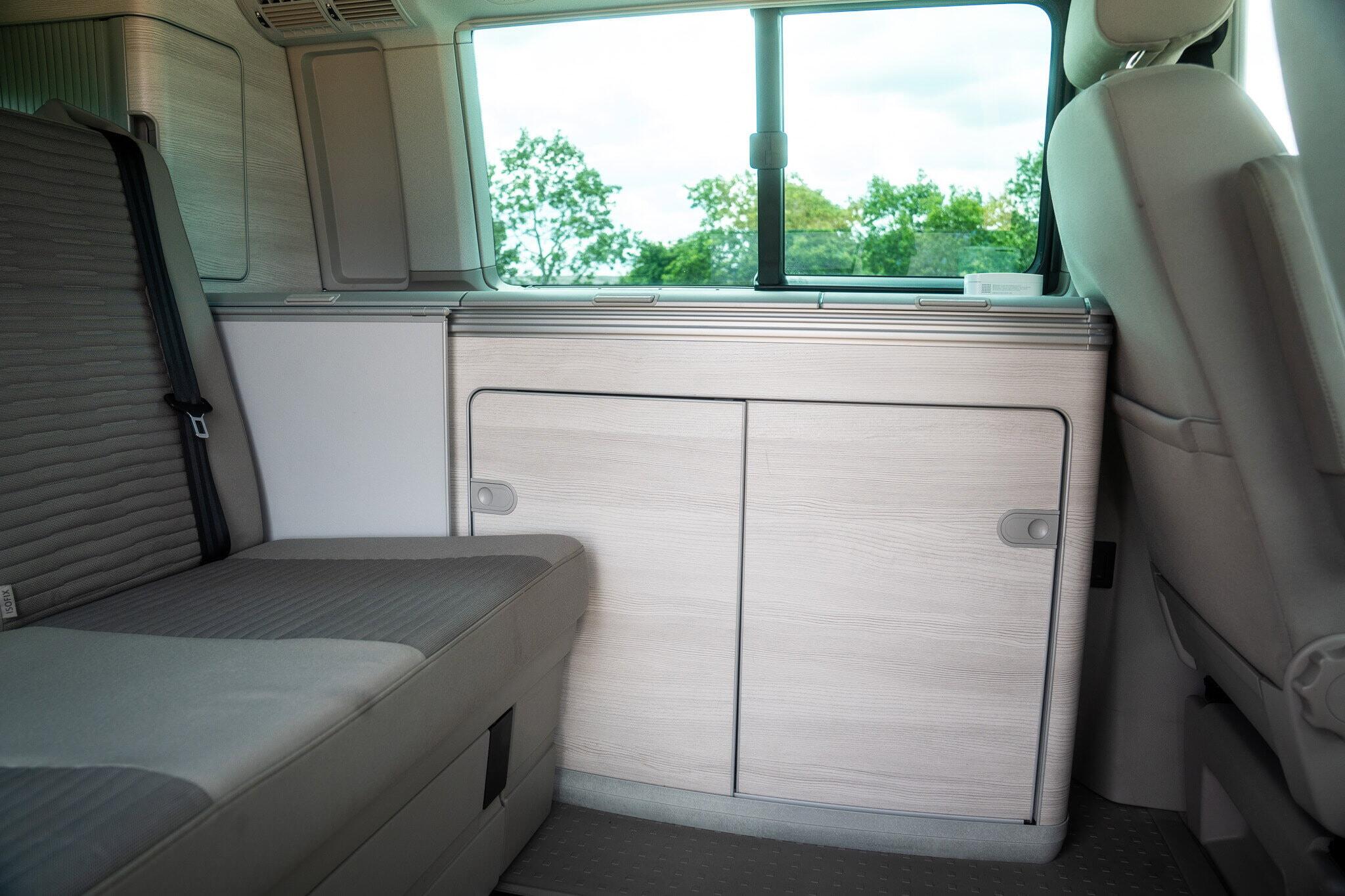 Volkswagen California view 34
