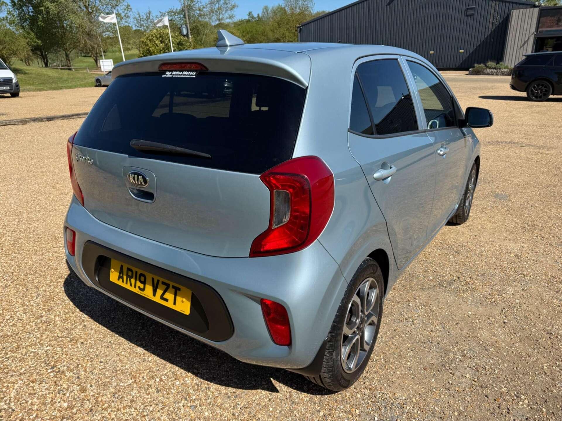 Kia Picanto view 8