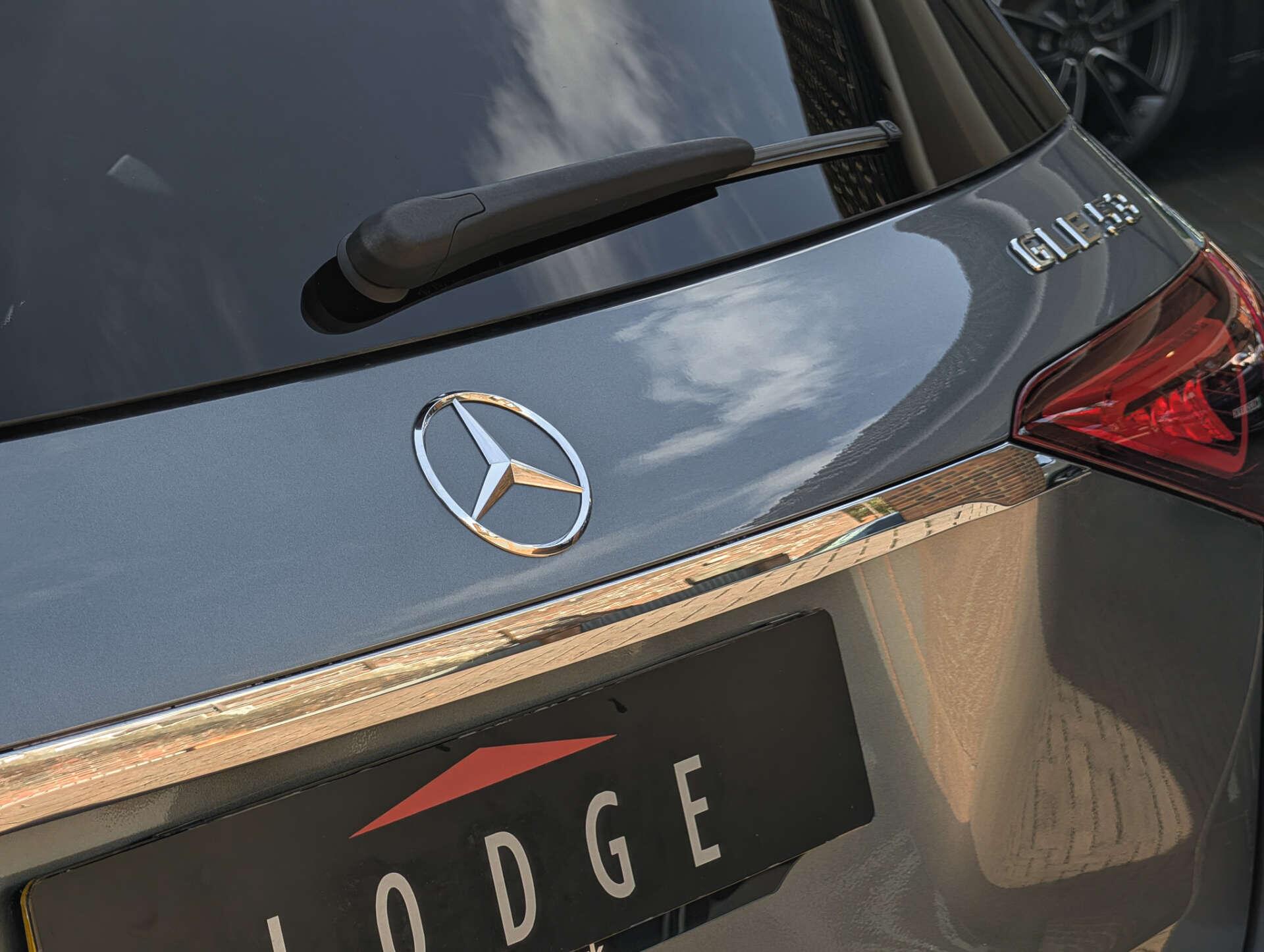 Mercedes-Benz Gle view 20