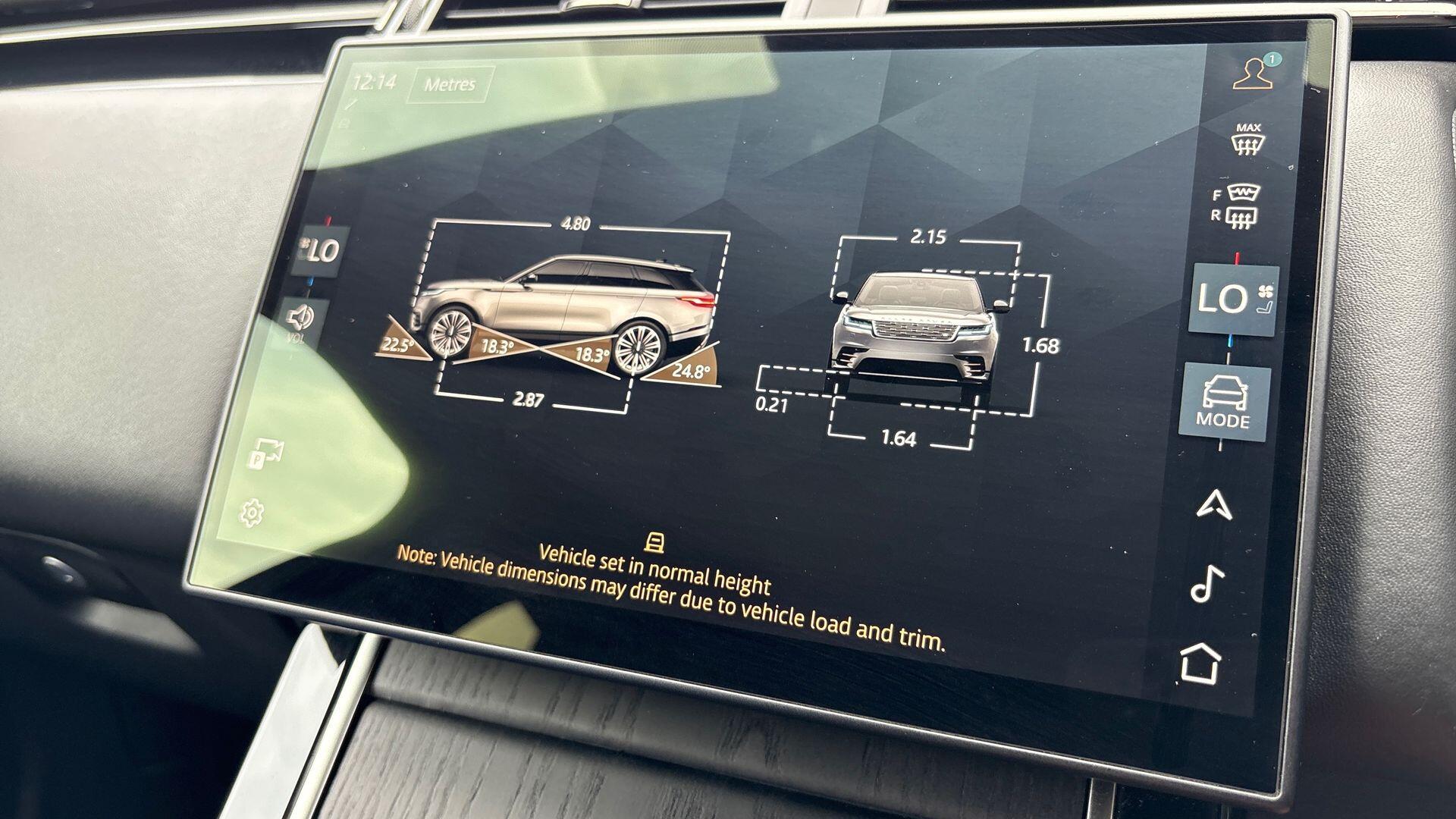 Land Rover Range Rover Velar view 40
