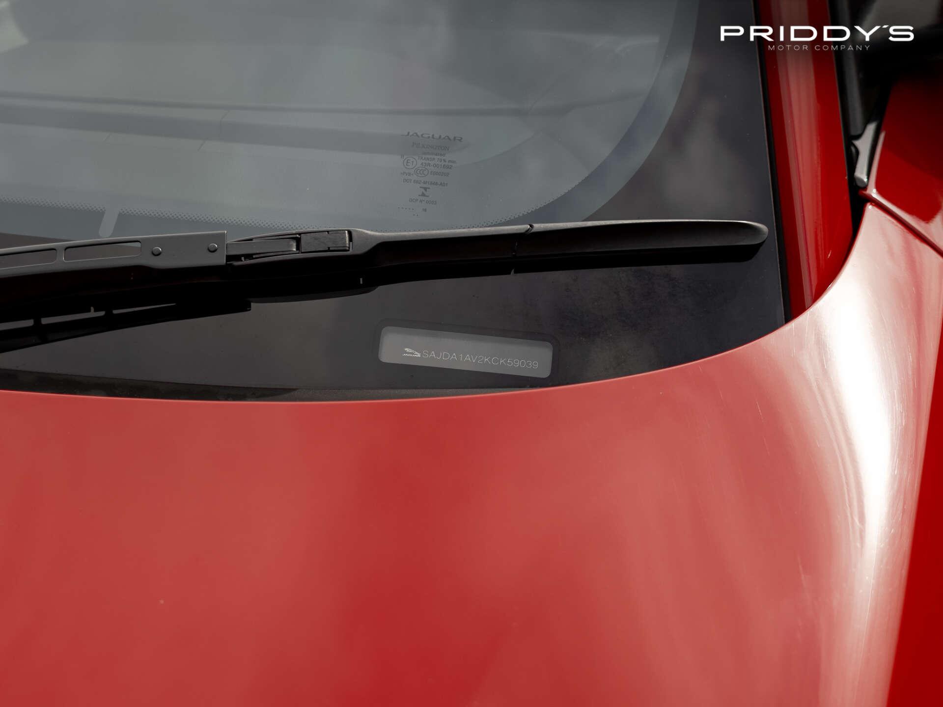 Jaguar F-Type view 41