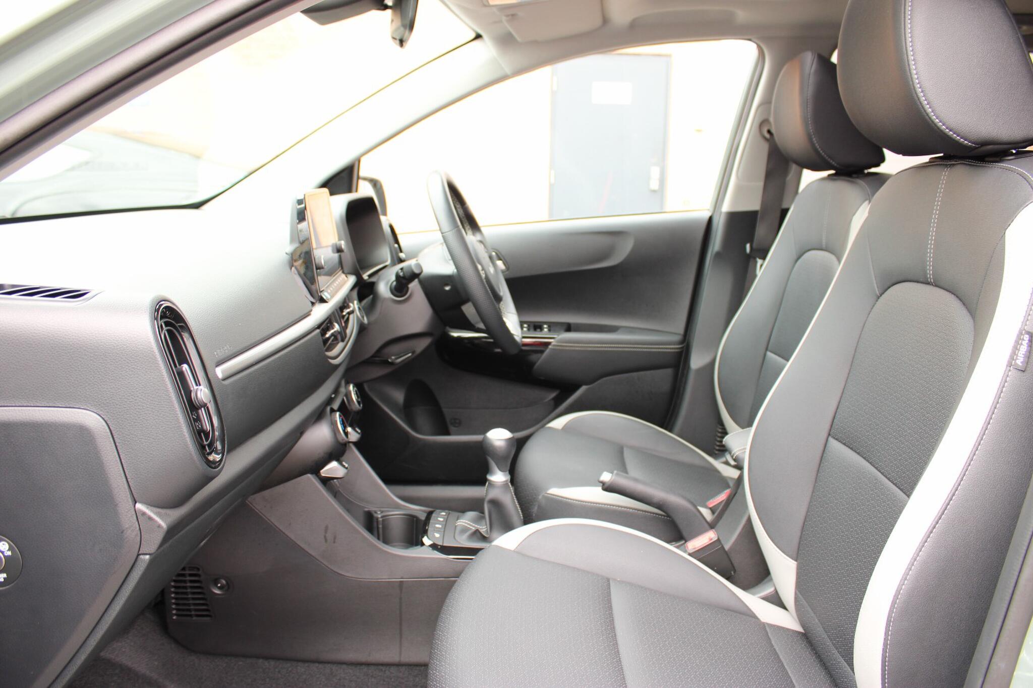 Kia Picanto view 19