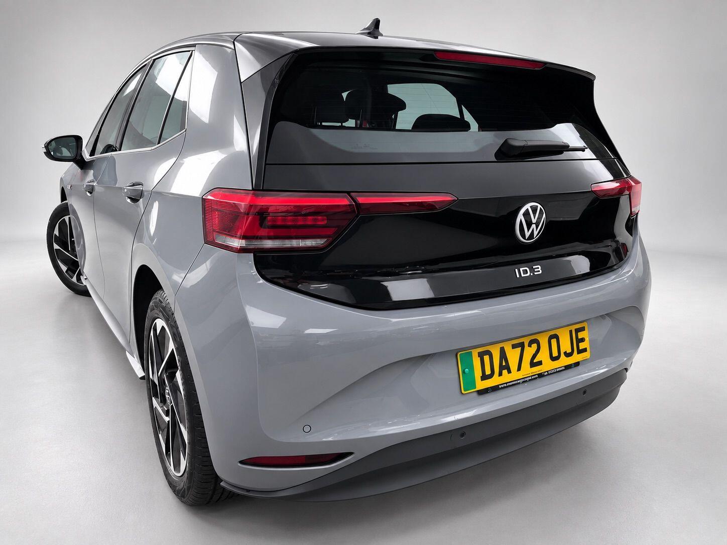 Volkswagen Id.3 view 11