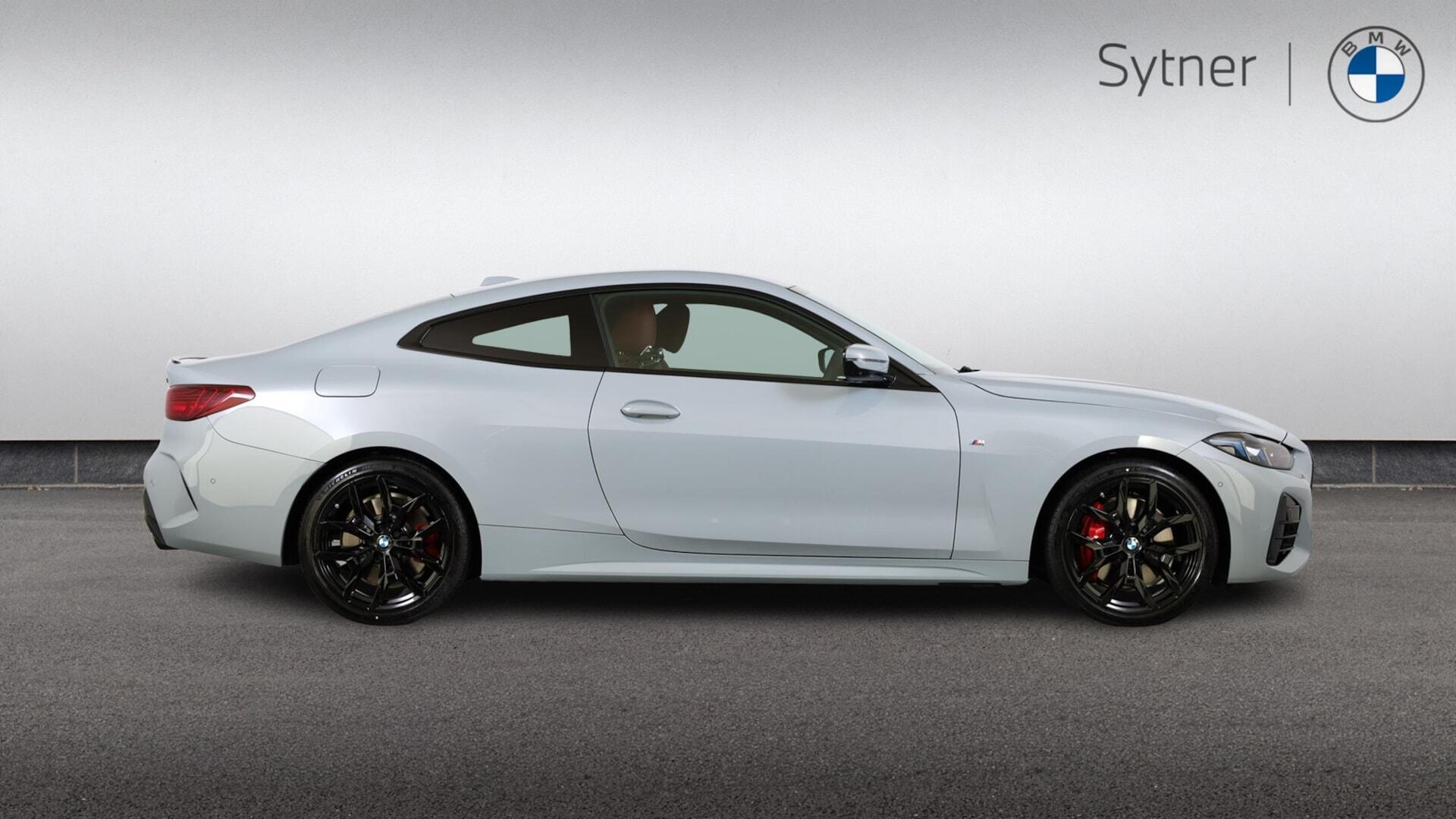 BMW 4 Series view 3