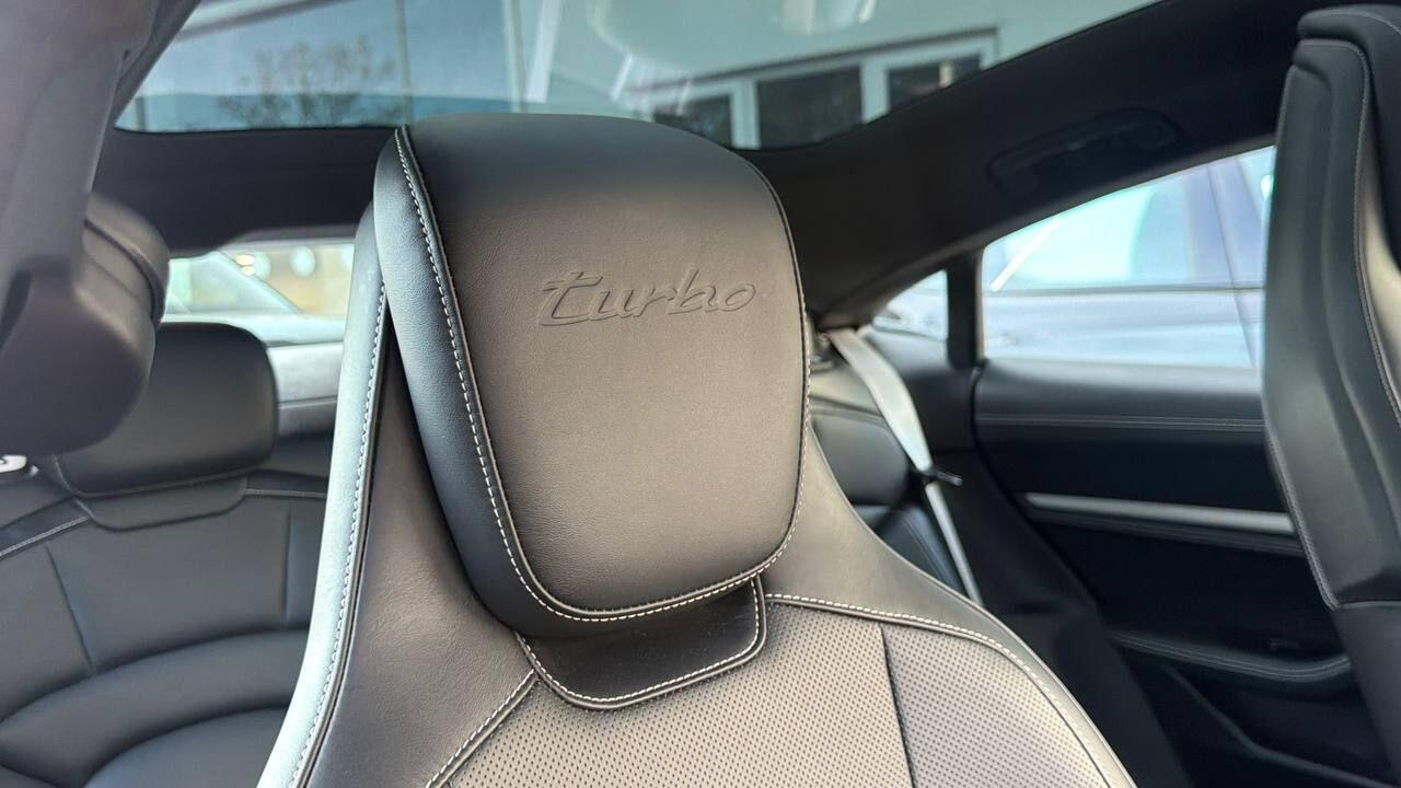 Porsche Taycan view 73