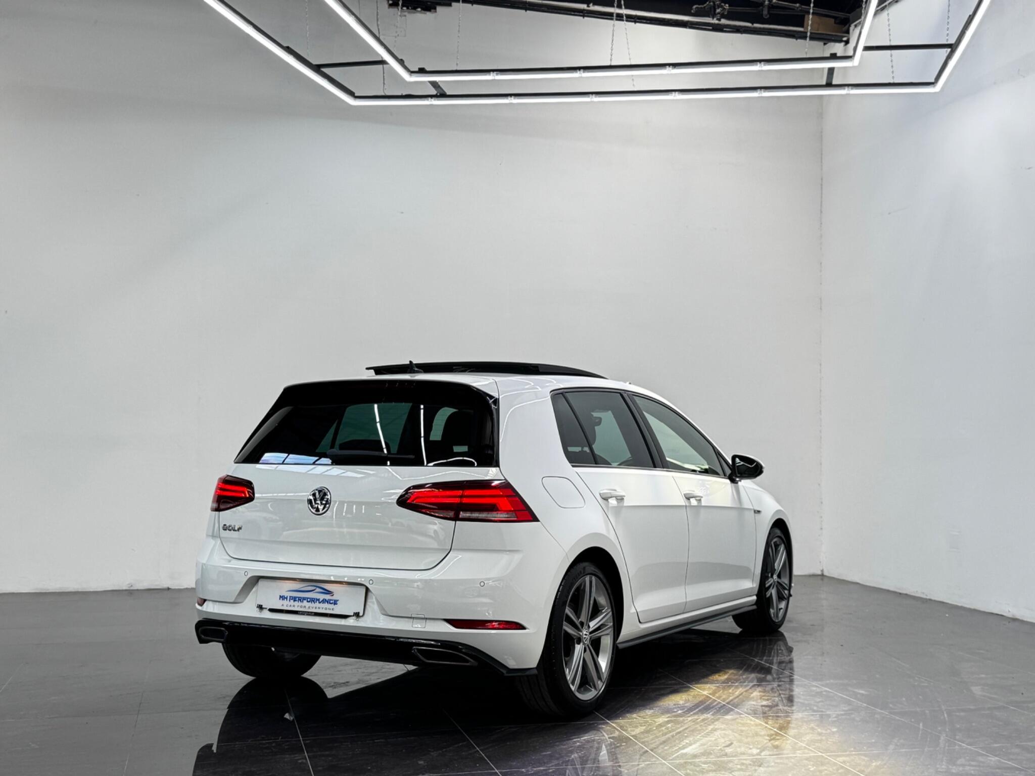 Volkswagen Golf view 50