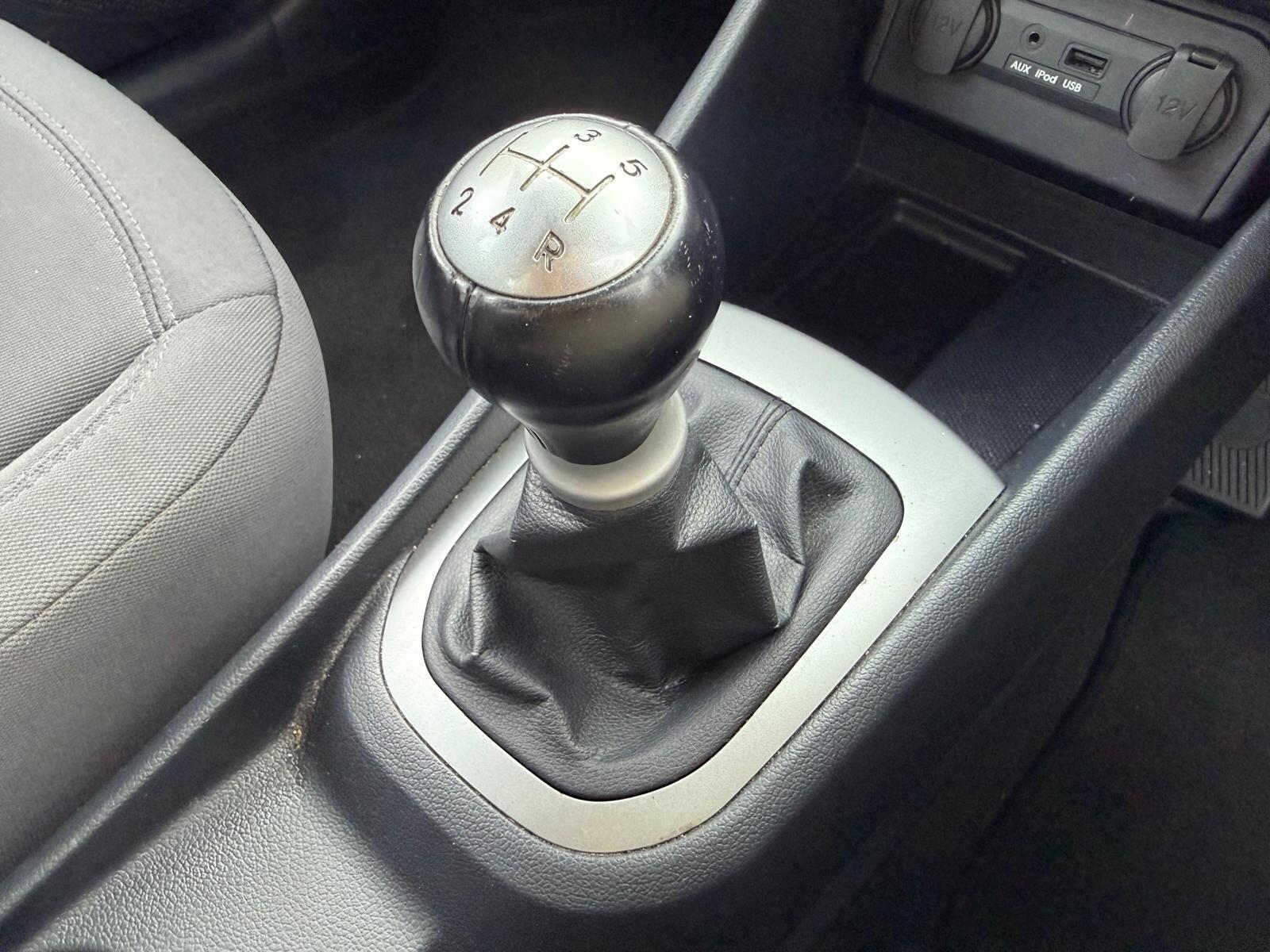 Kia Rio view 29