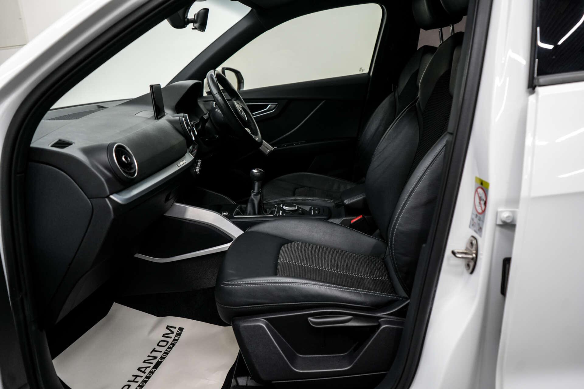 Audi Q2 view 18
