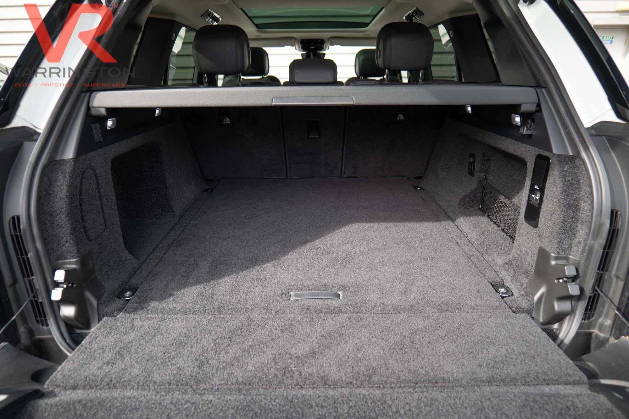 Land Rover Range Rover view 16