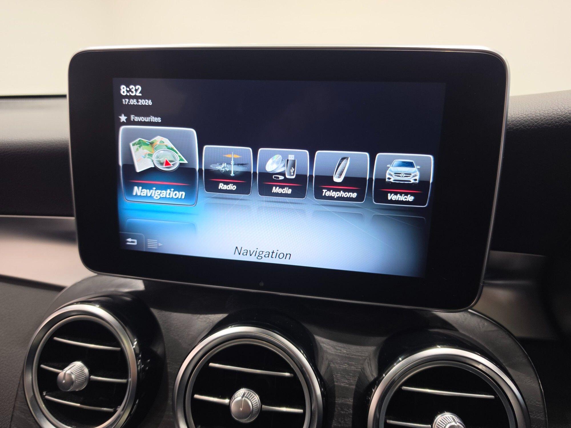 Mercedes-Benz GLC view 31