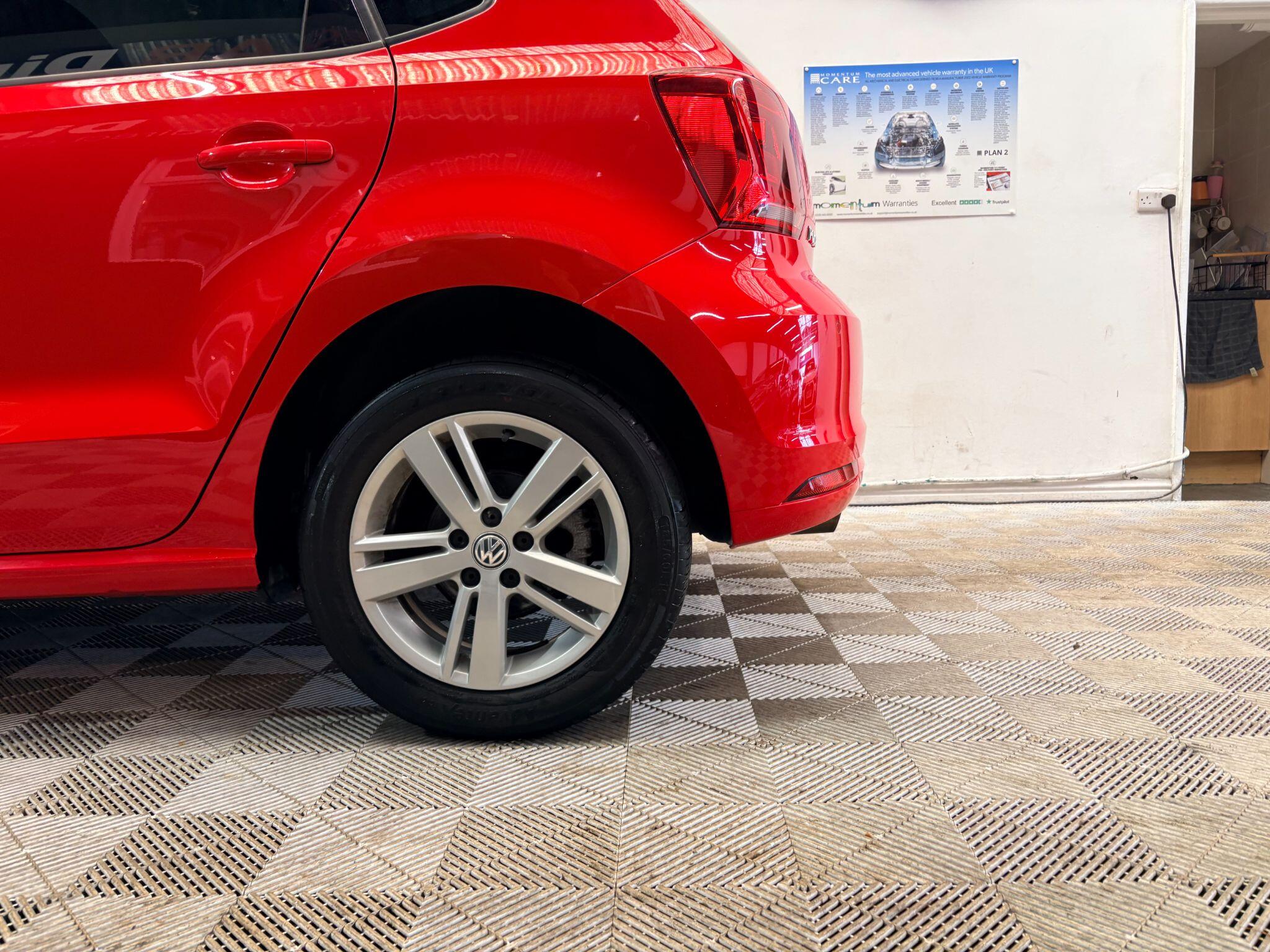 Volkswagen Polo view 7