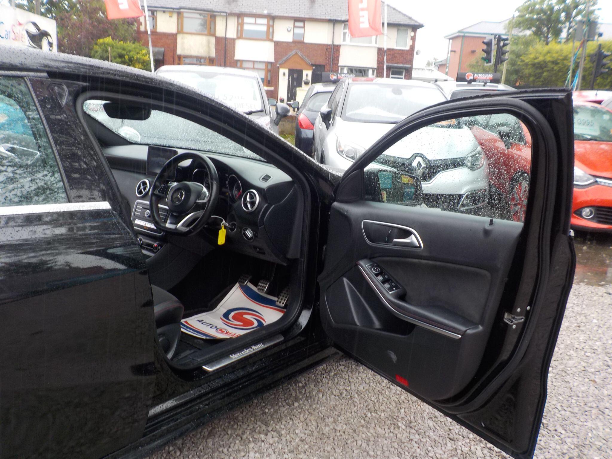 Mercedes-Benz A Class 2.1 A200d AMG Line Euro 6 (s/s) 5dr