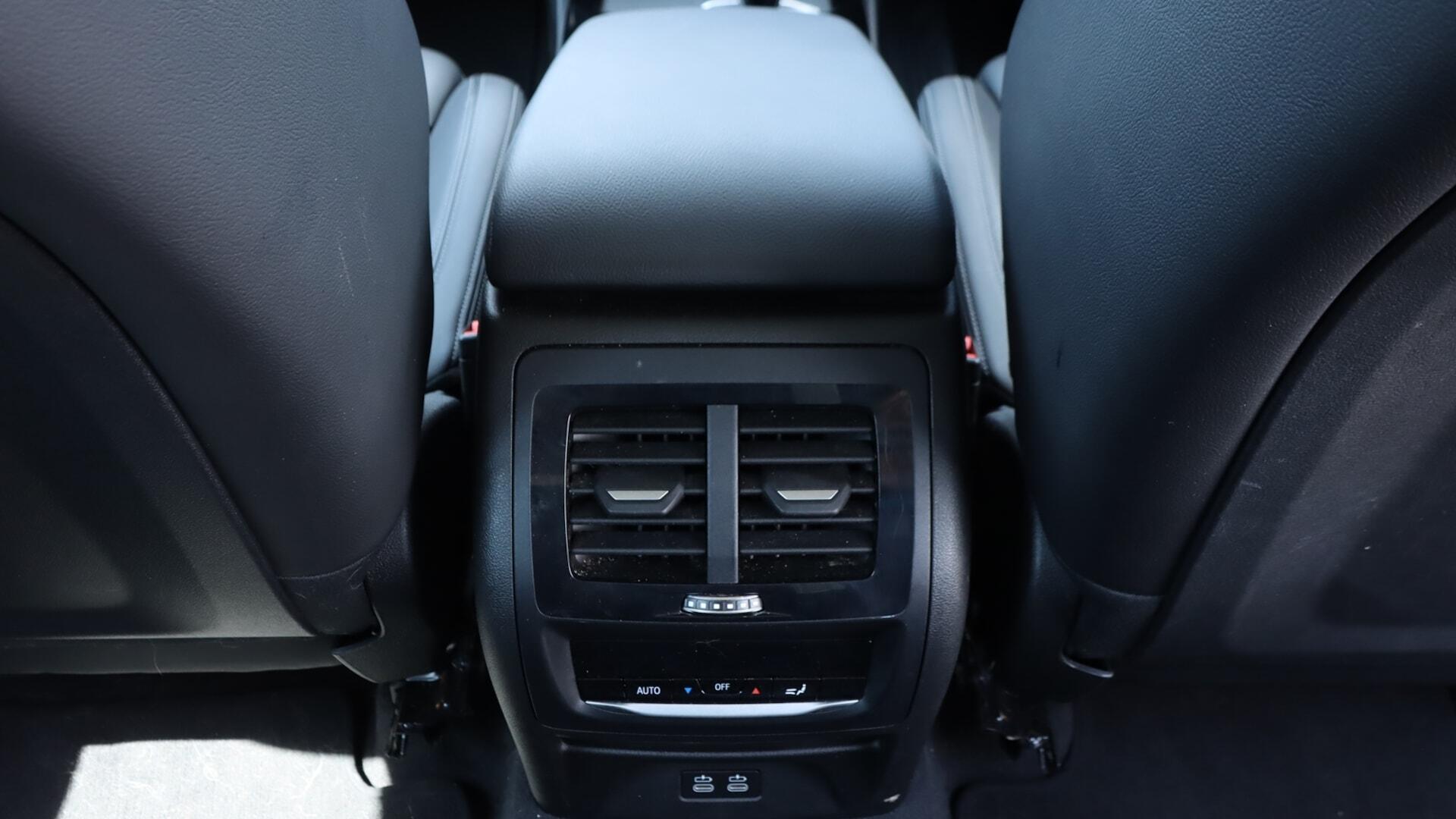 BMW X3 view 29