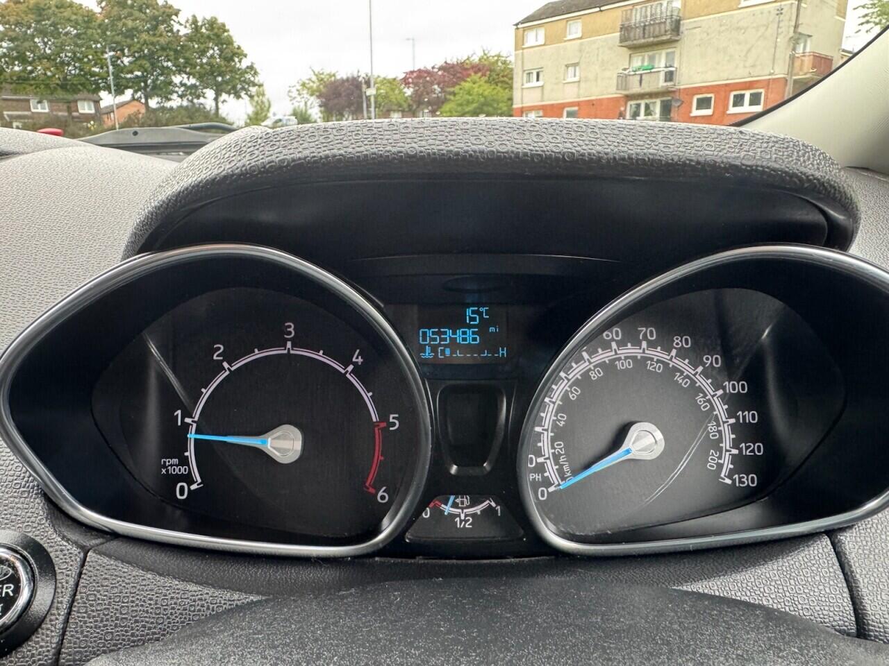 Ford Ecosport view 32