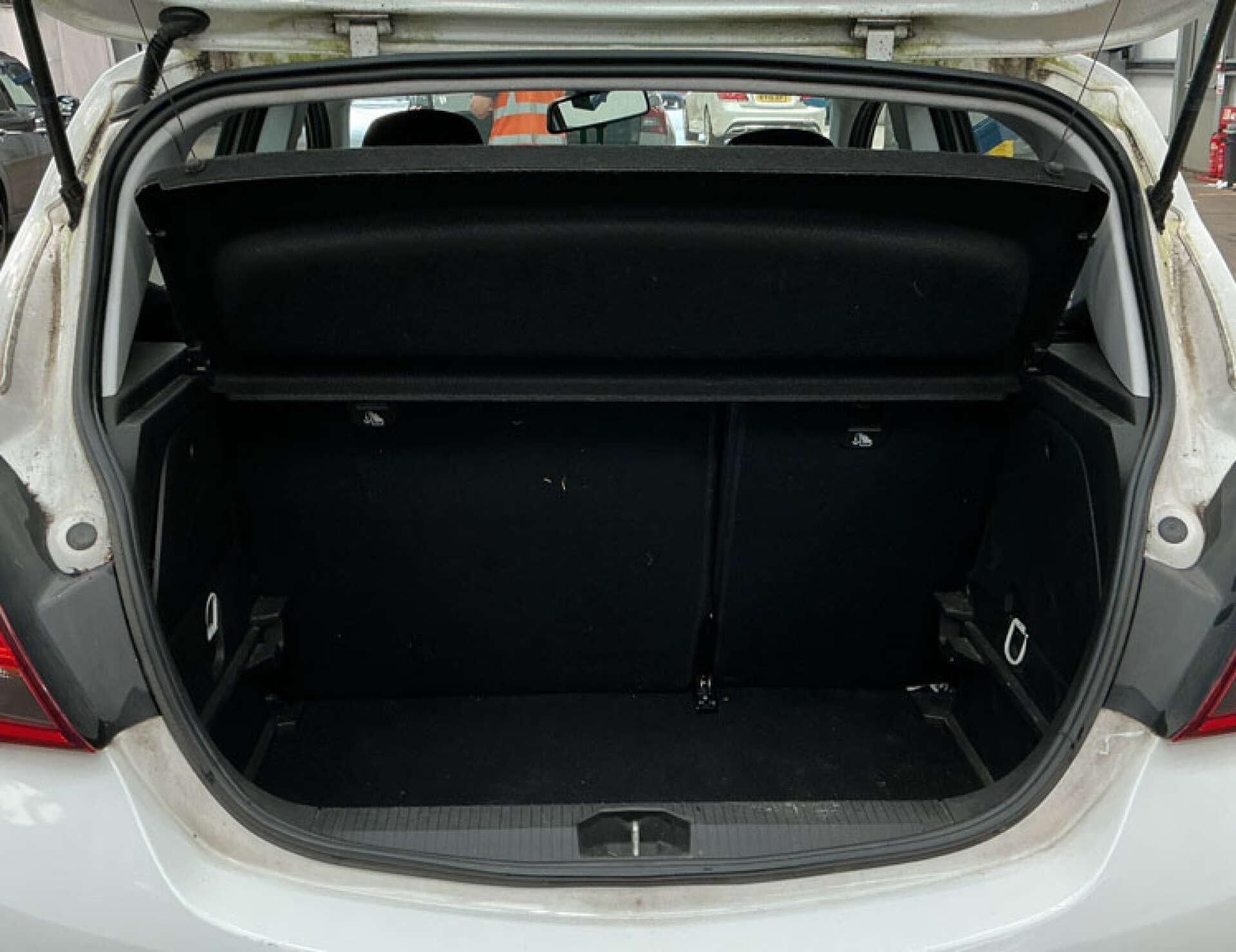 Vauxhall Corsa view 6