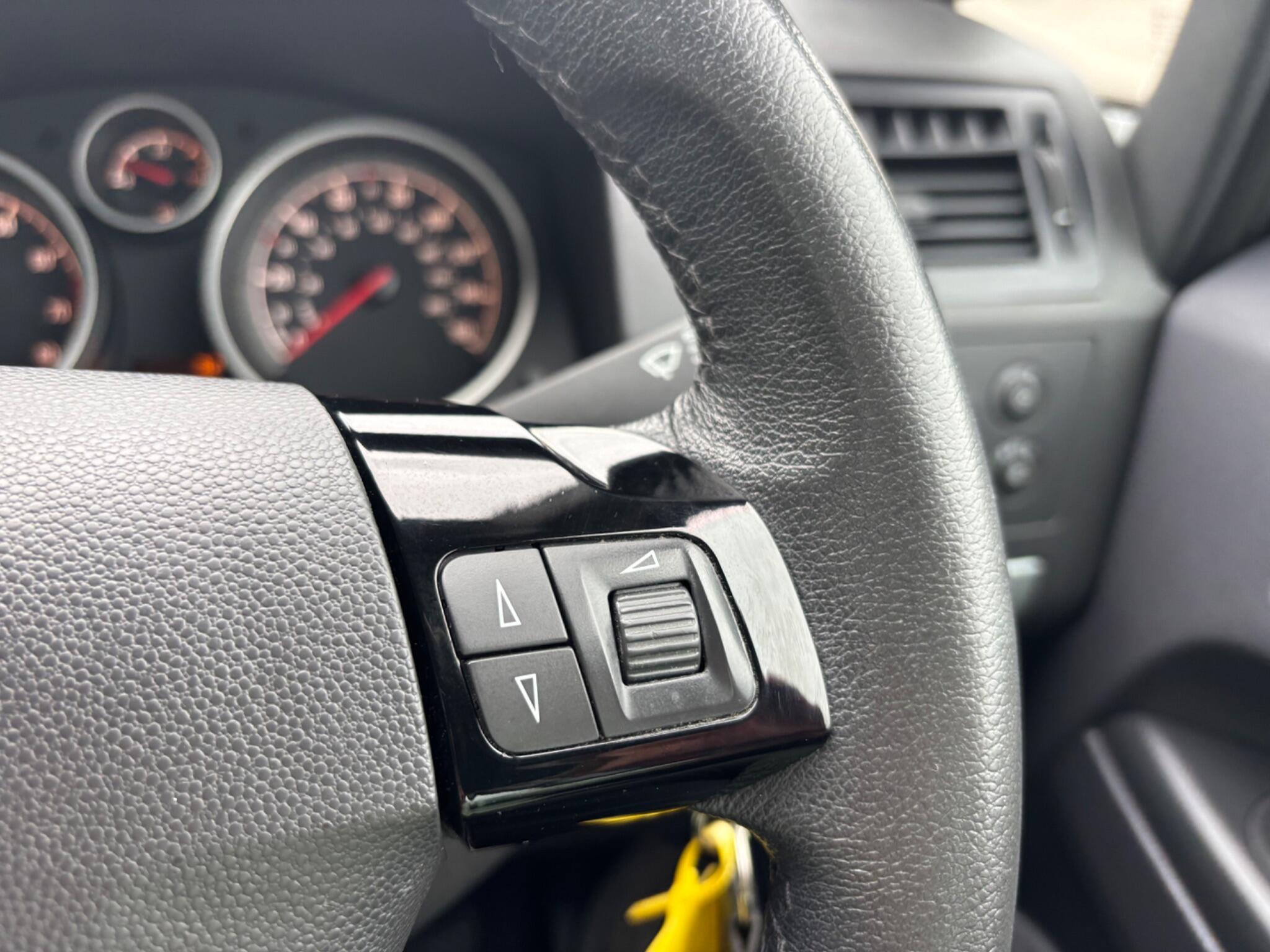 Vauxhall Zafira view 20
