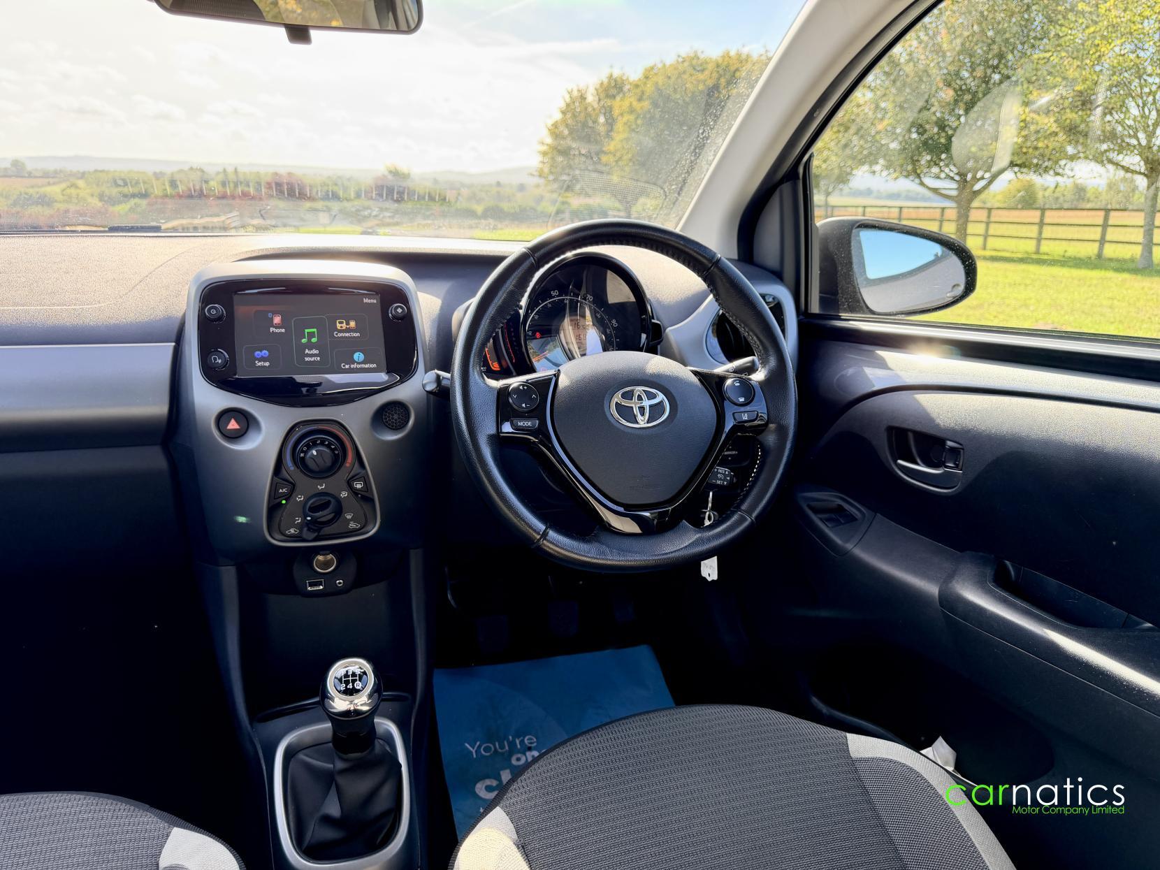 Toyota Aygo view 15