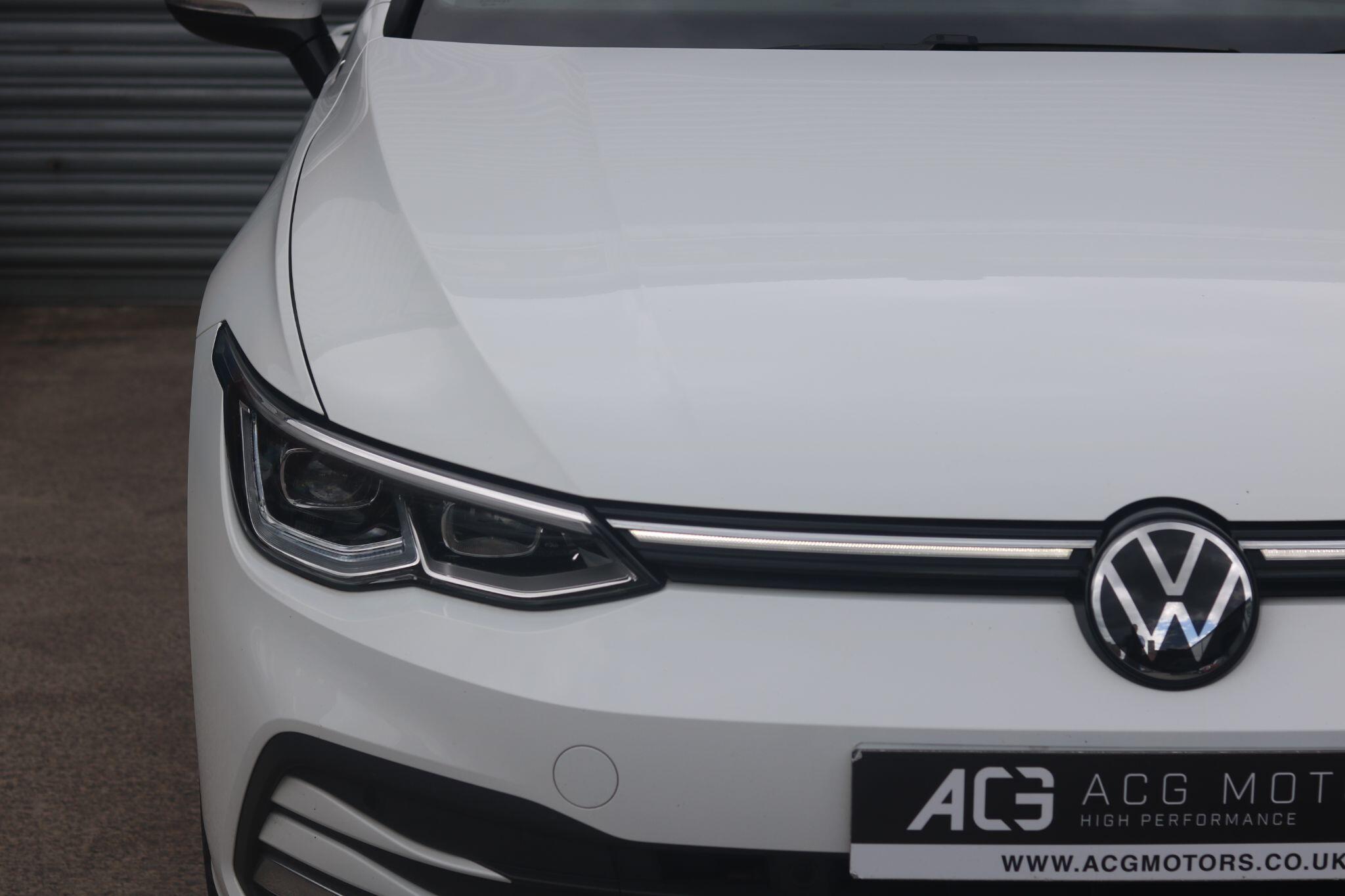 Volkswagen Golf view 10