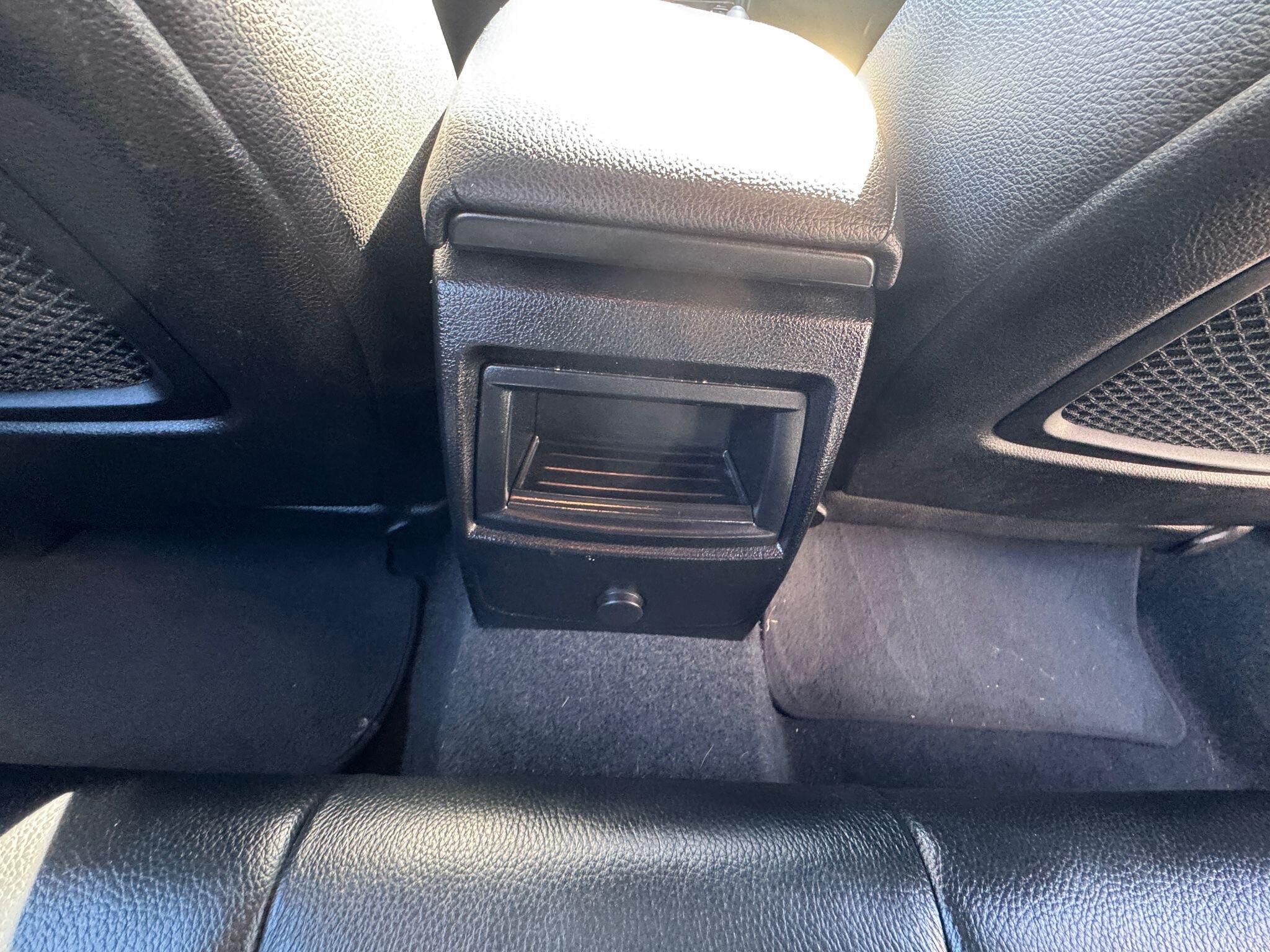 BMW 1 Series view 23
