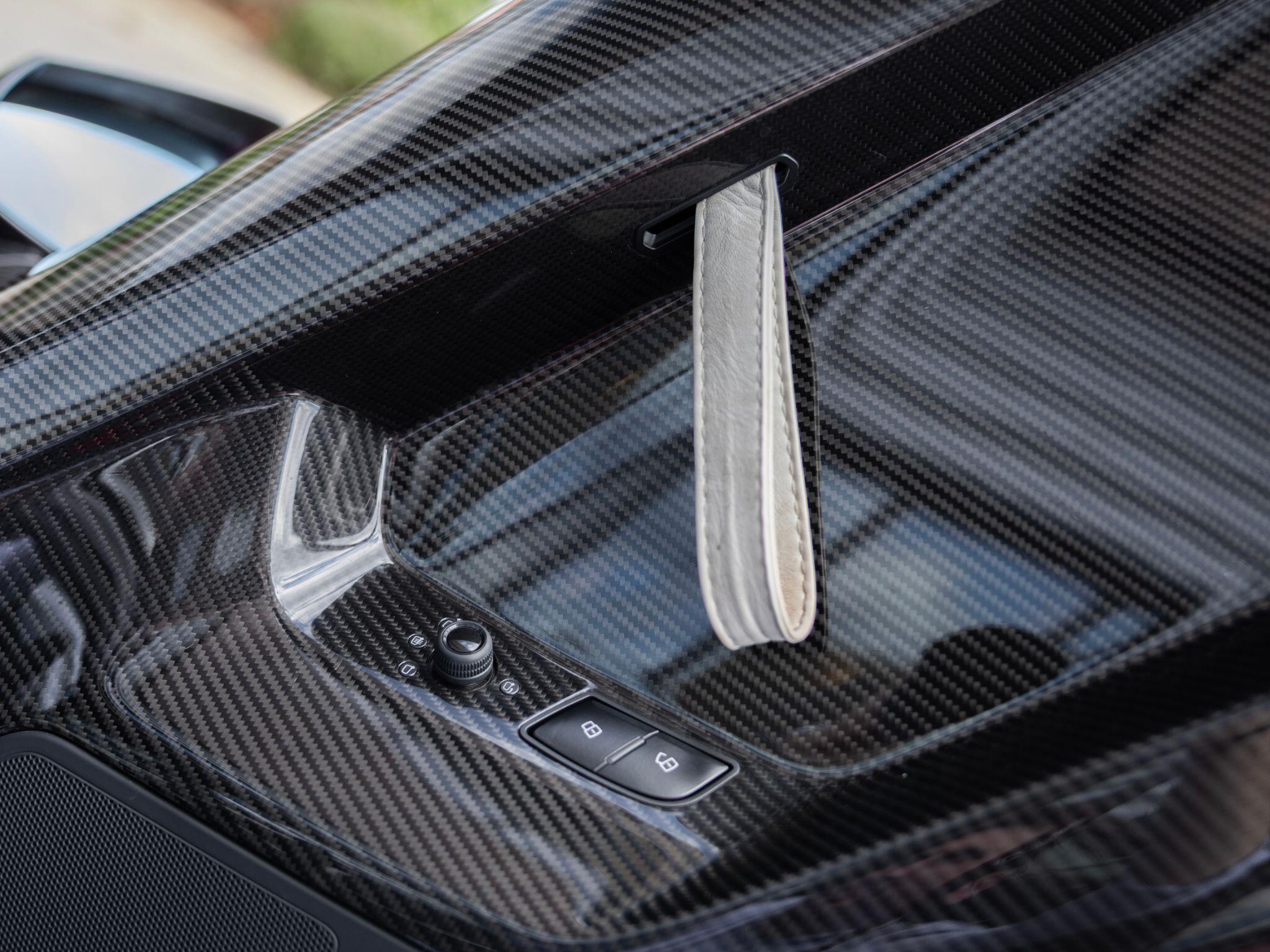 Lamborghini Aventador view 35