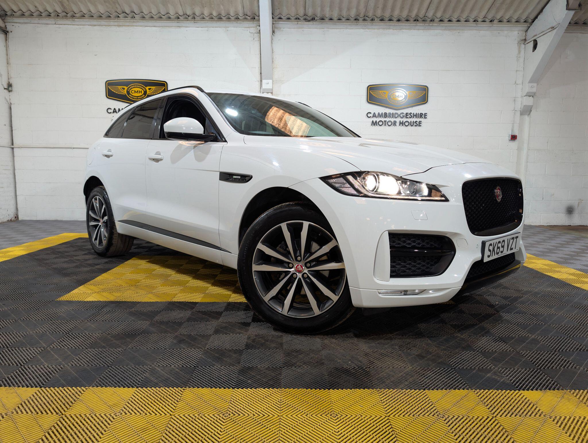 Jaguar F-Pace main image
