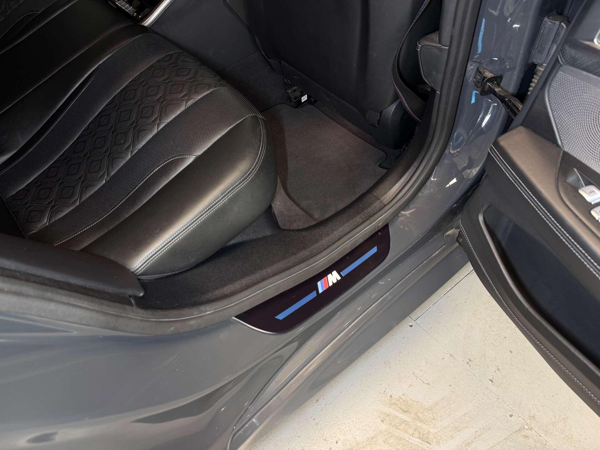 BMW M8 view 16