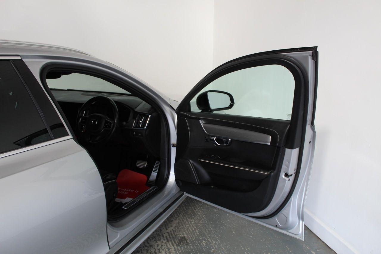 Volvo V90 view 26