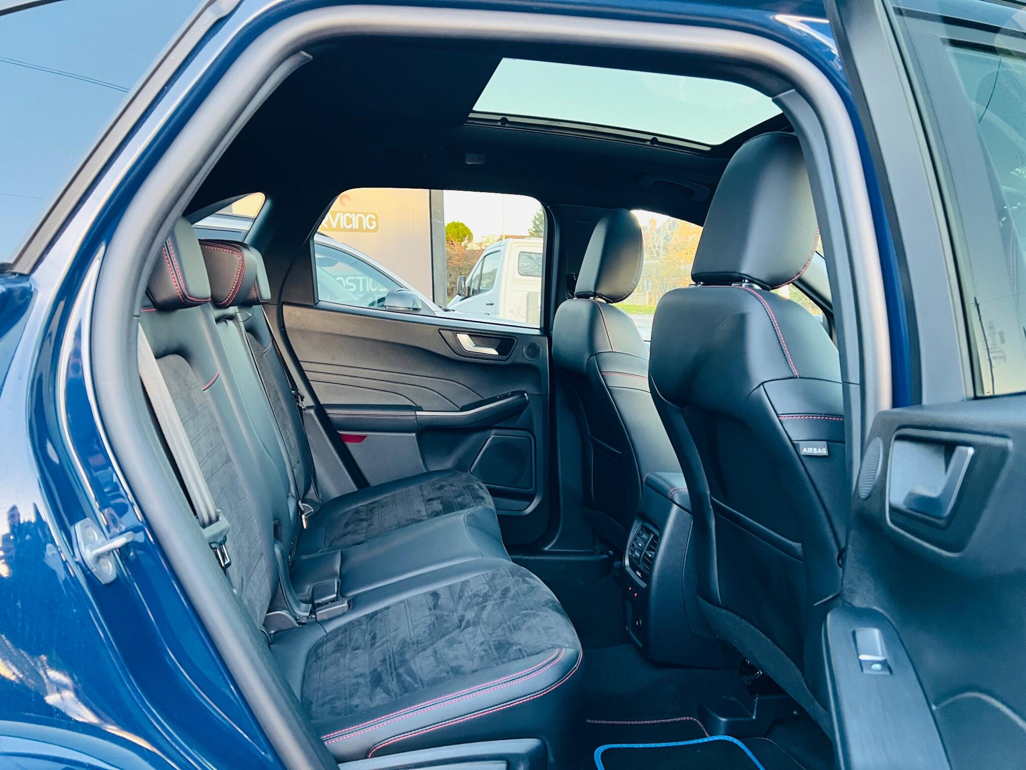 2023 Ford Kuga 2.5 EcoBoost Duratec 14.4kWh ST-Line X CVT Euro 6 (s/s) 5dr • 23,532 miles image 20