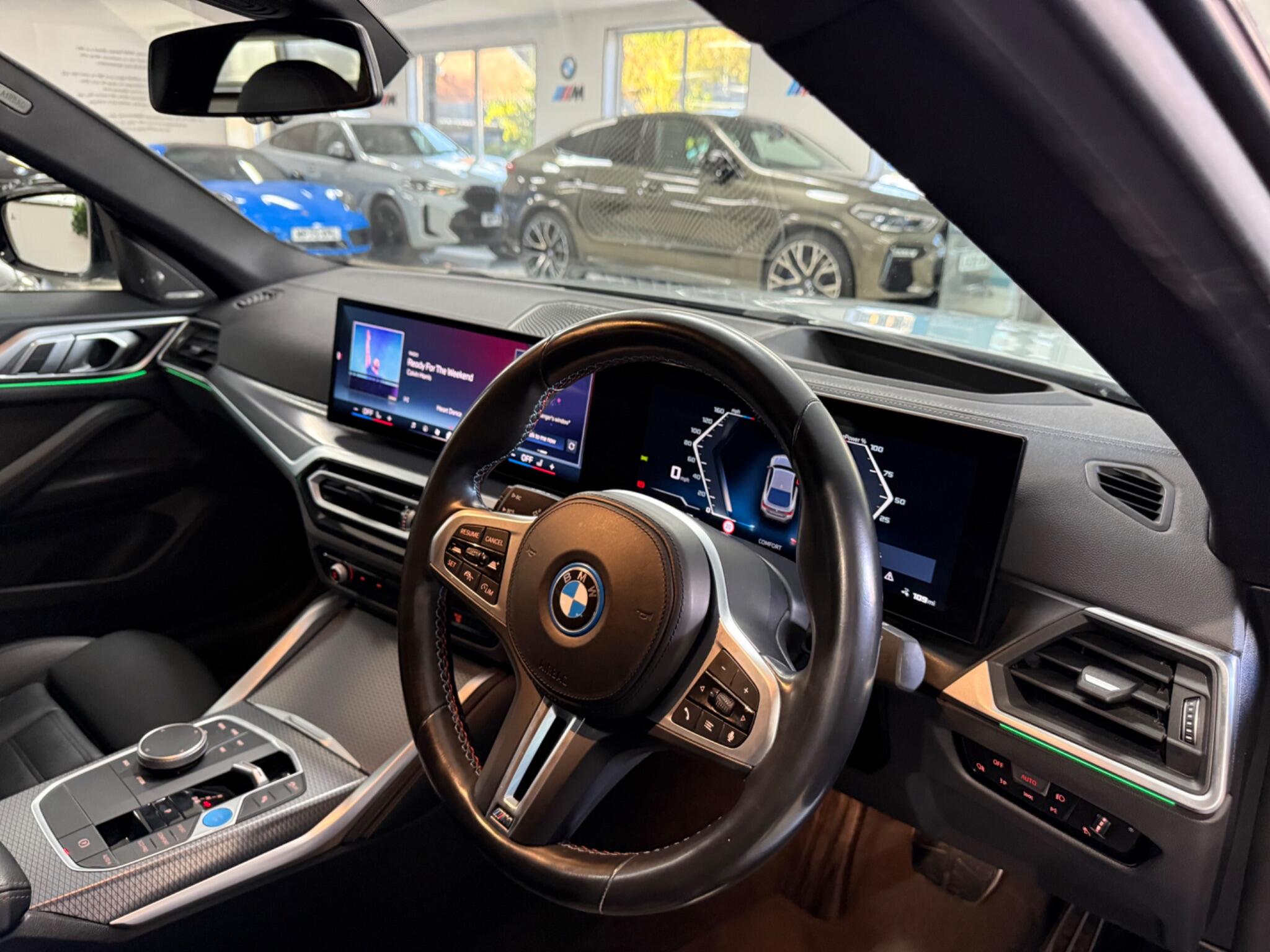 BMW i4 view 36