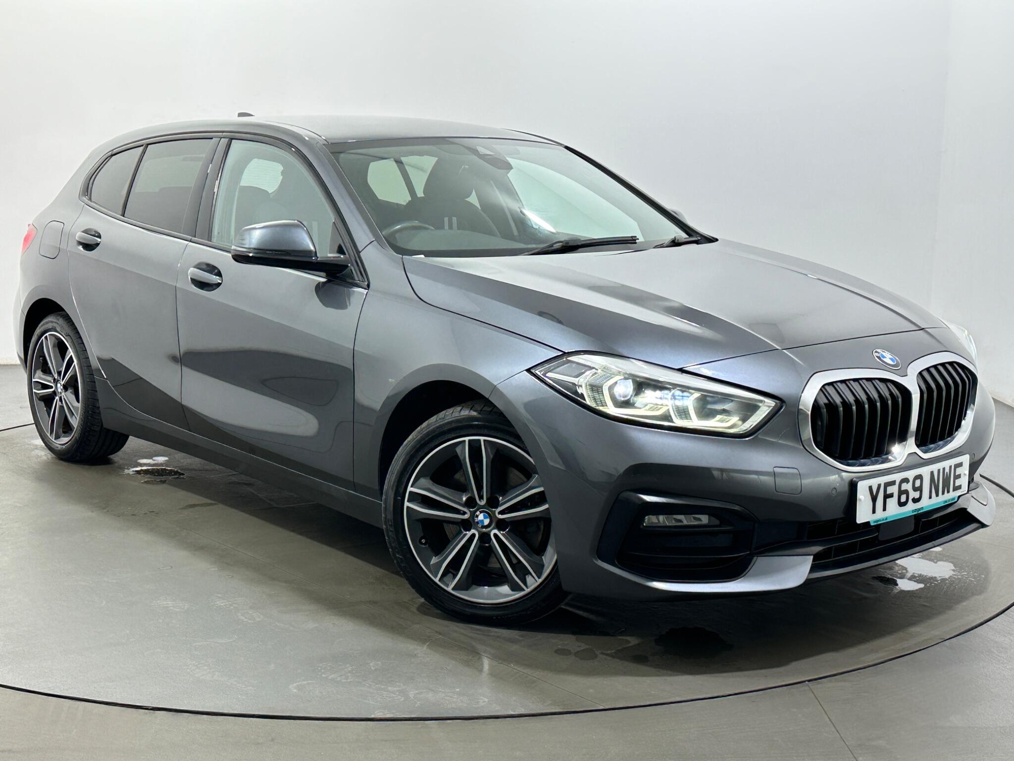 BMW 1 Series view 54