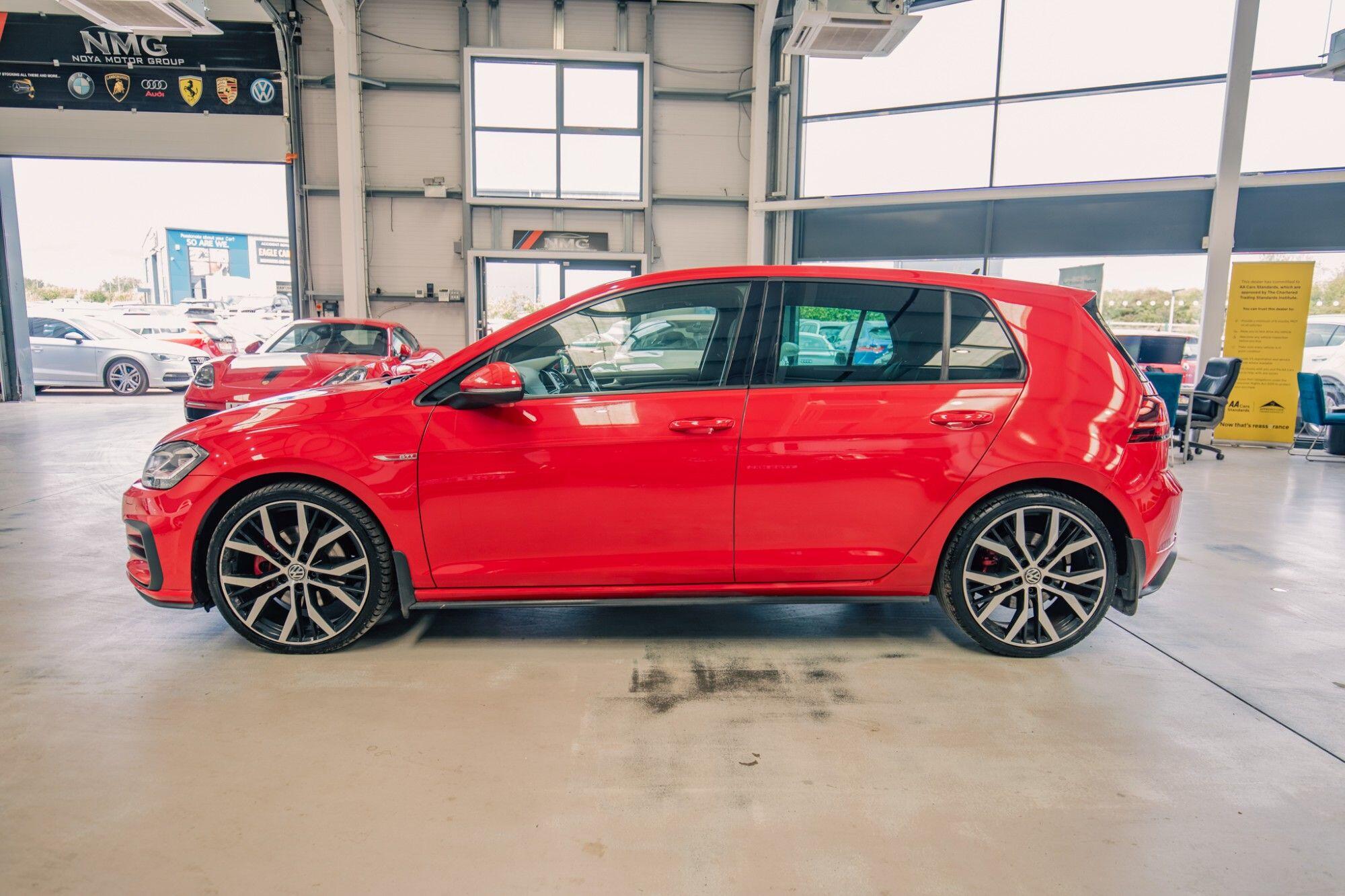 Volkswagen Golf view 27