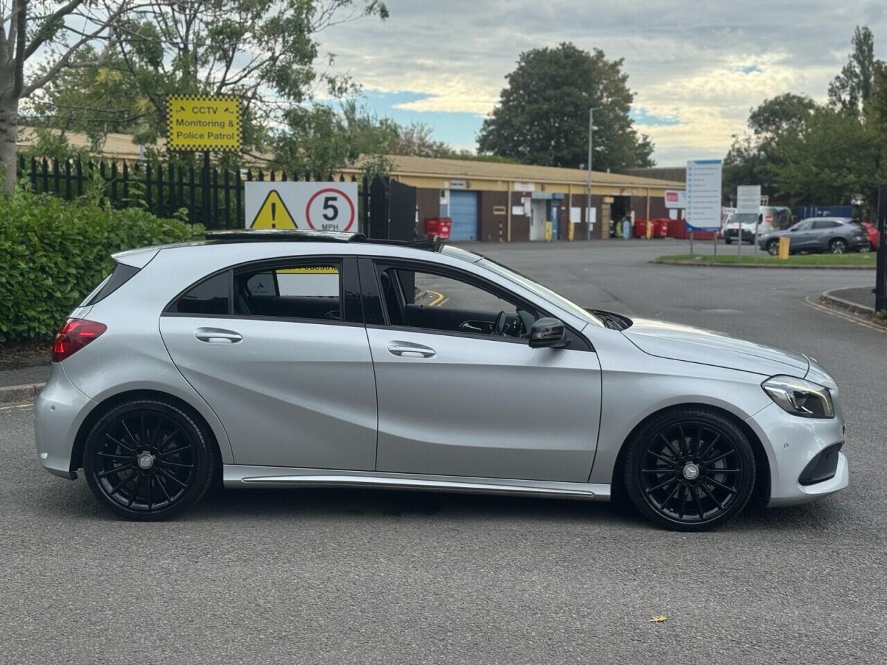 Mercedes-Benz A-Class view 9