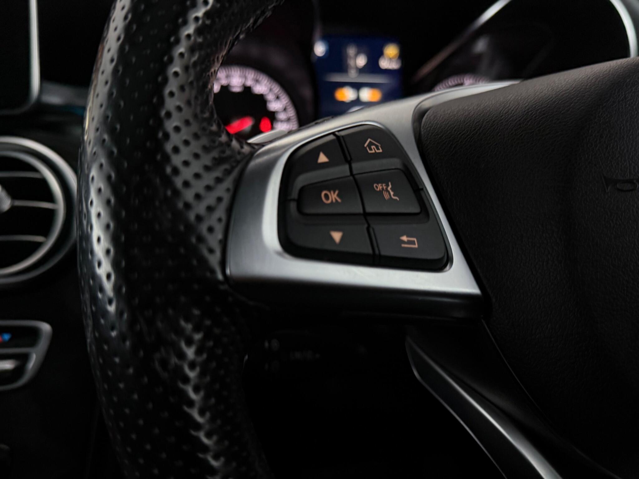 Mercedes-Benz GLC view 15
