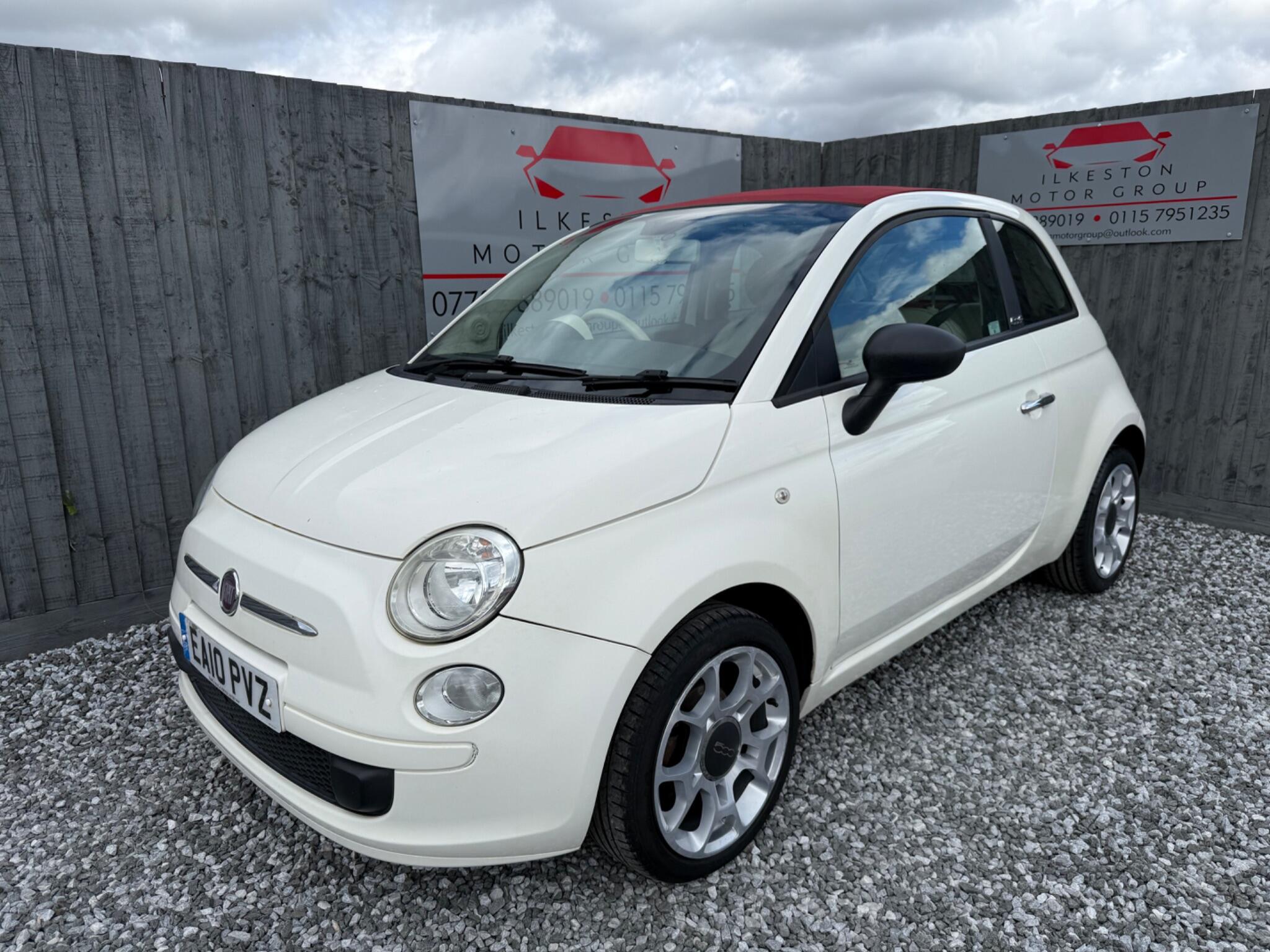 2010 Fiat 500C image 1