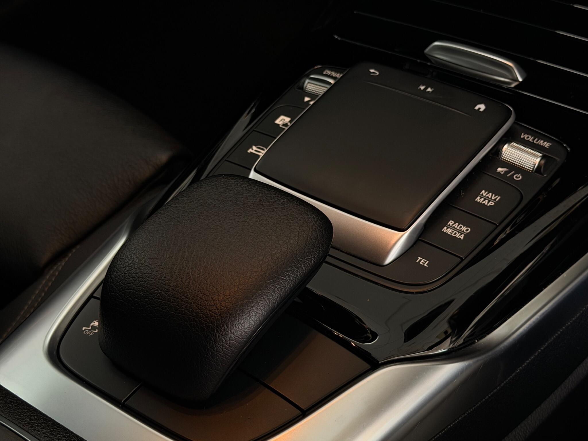 Mercedes-Benz Cla view 13