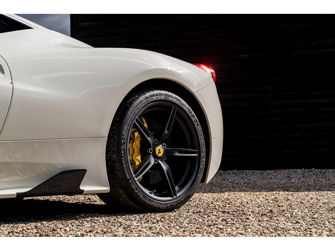 Ferrari 458 view 17