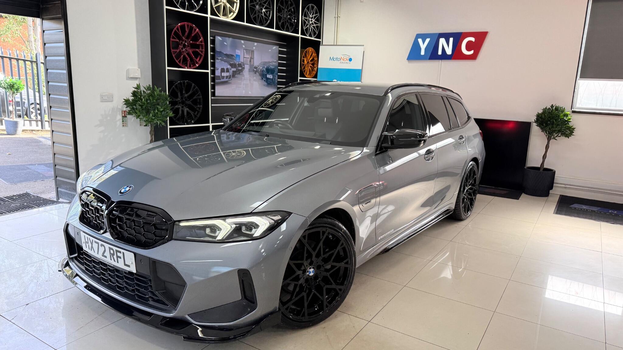 BMW 3 Series view 29