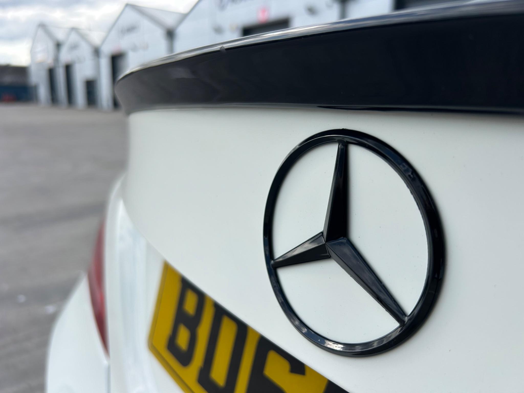Mercedes-Benz Cla view 11