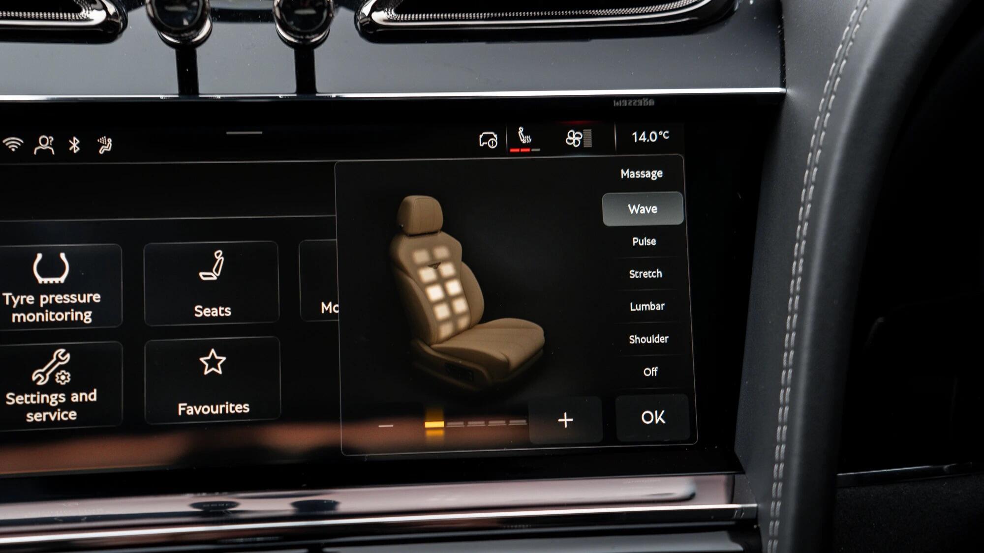 Bentley Bentayga view 33