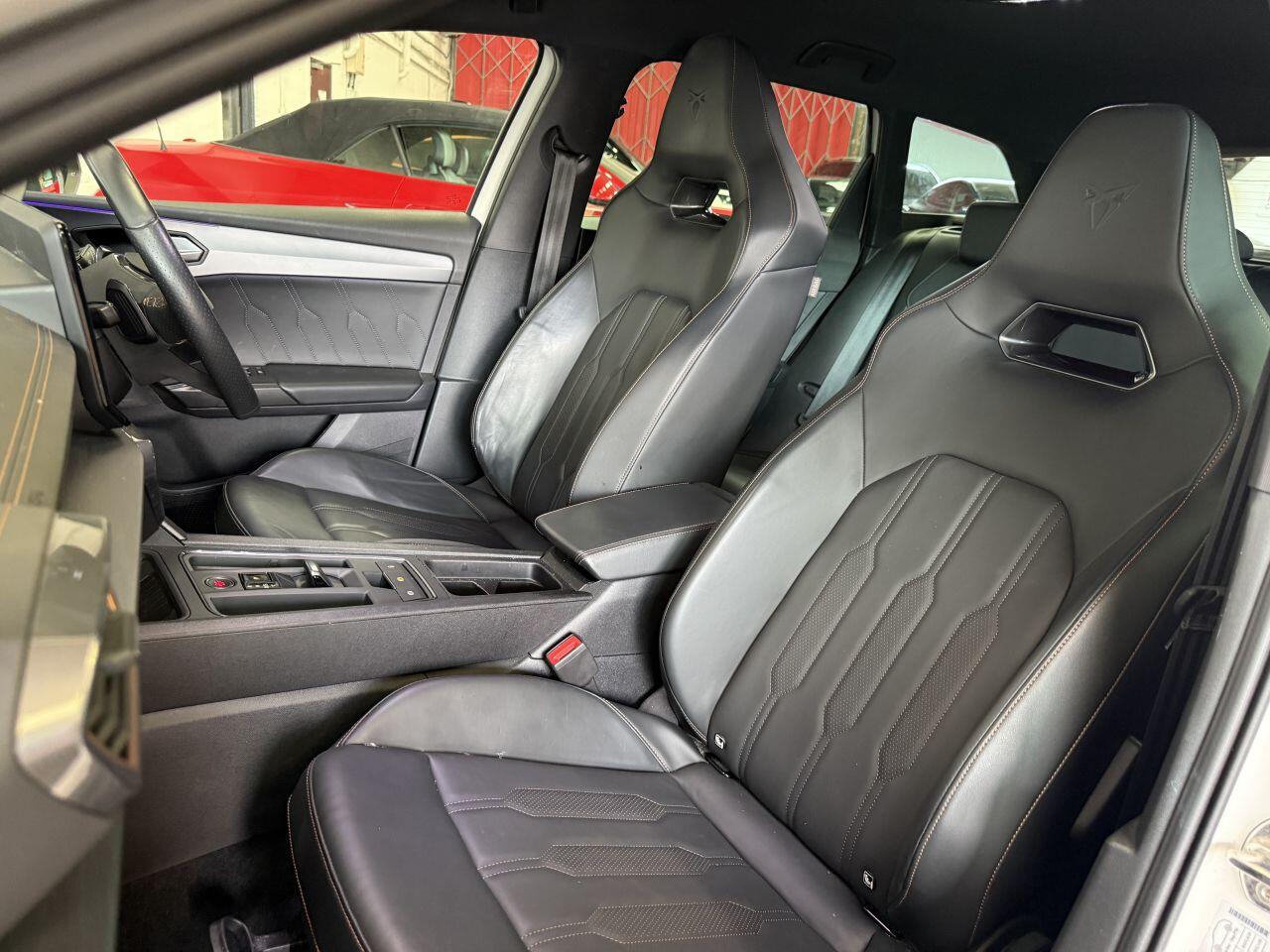 Cupra Leon view 55