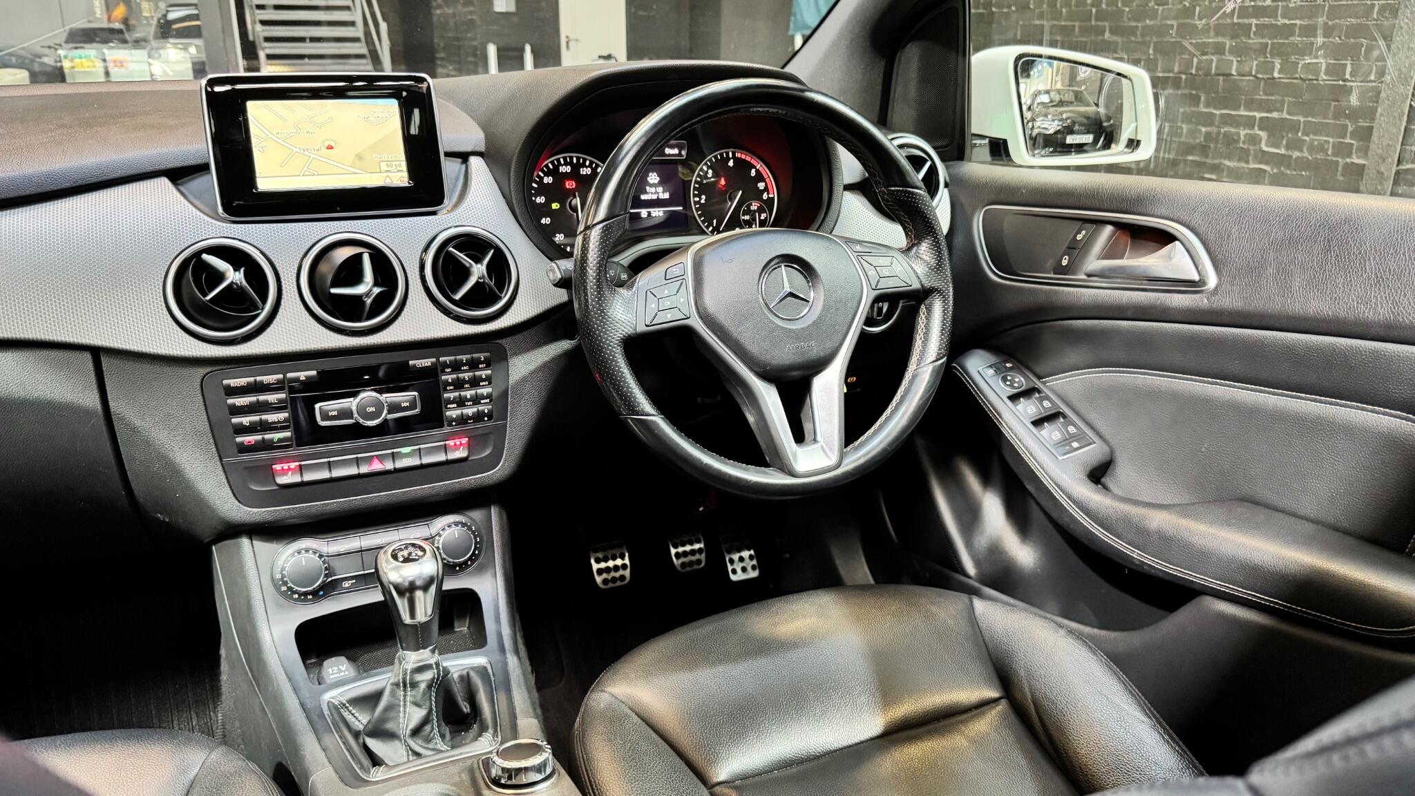 Mercedes-Benz B Class view 14