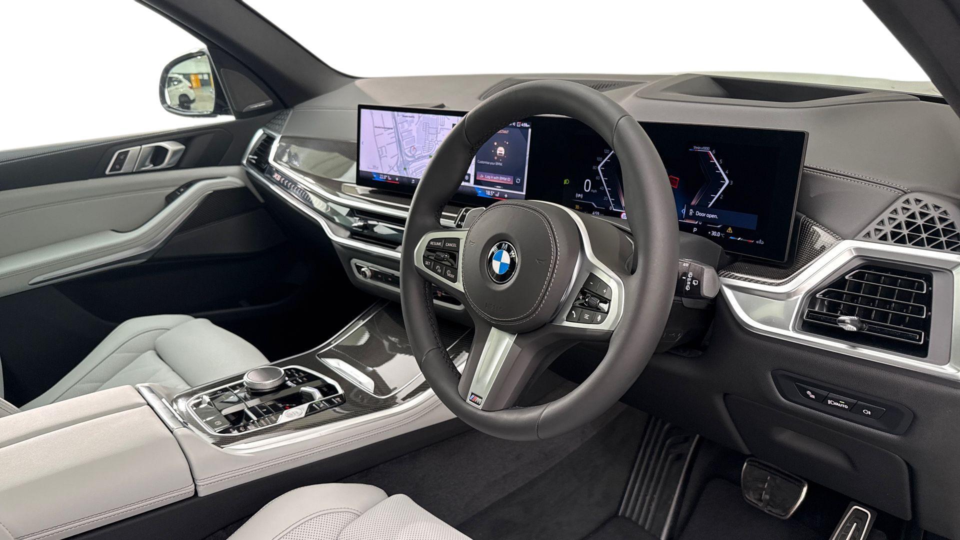 BMW X5 view 6