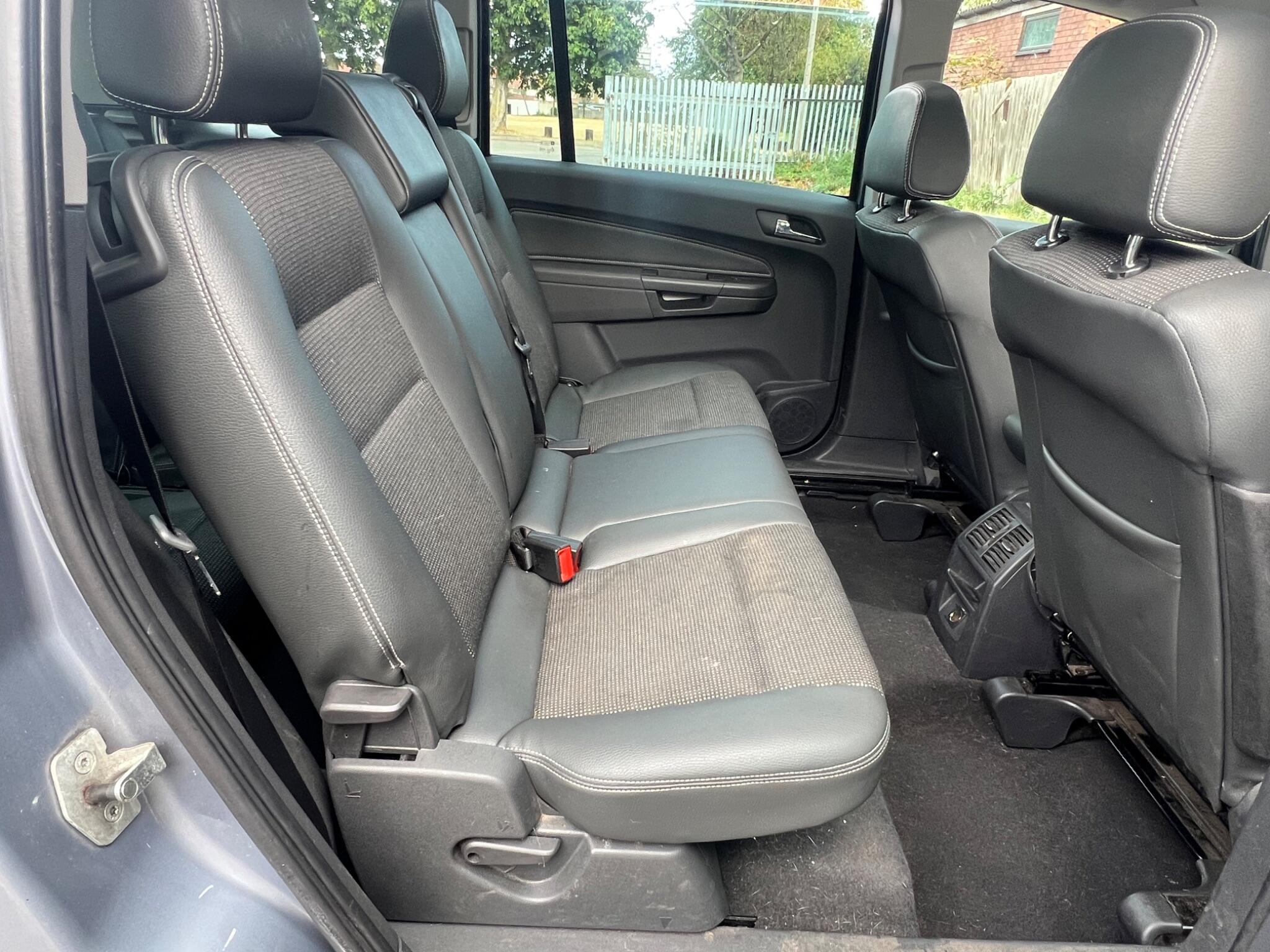 Vauxhall Zafira view 14