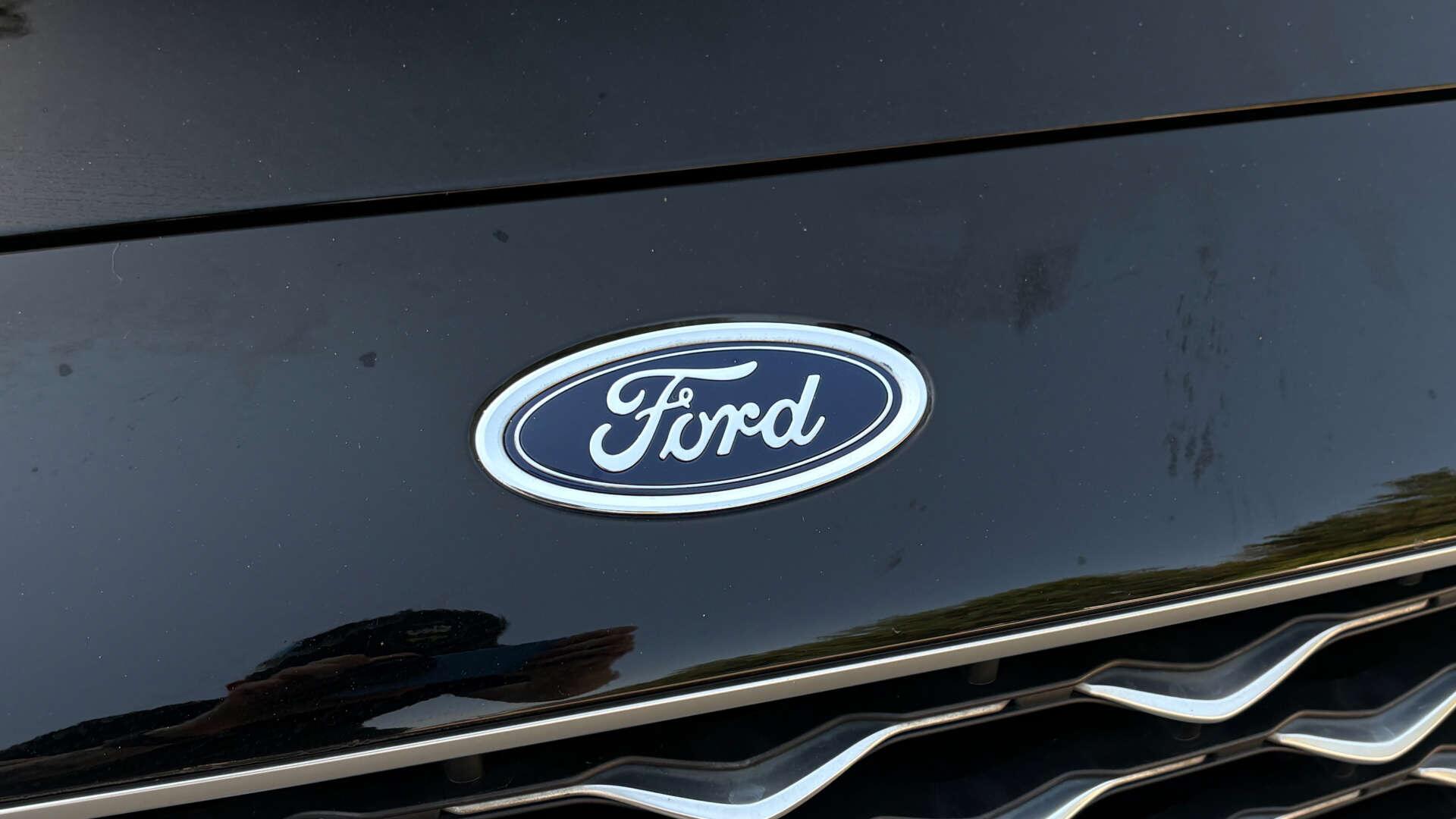 Ford Fiesta view 43