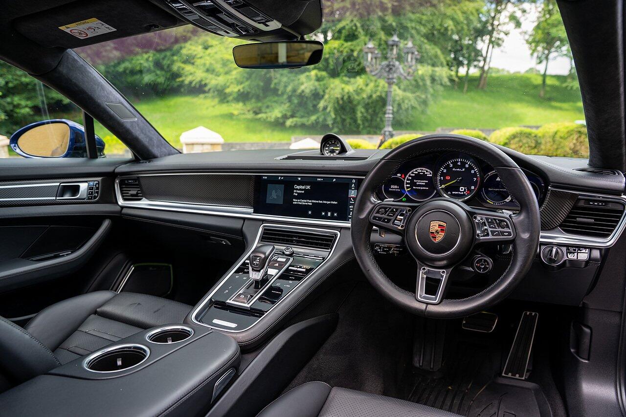 Porsche Panamera view 44