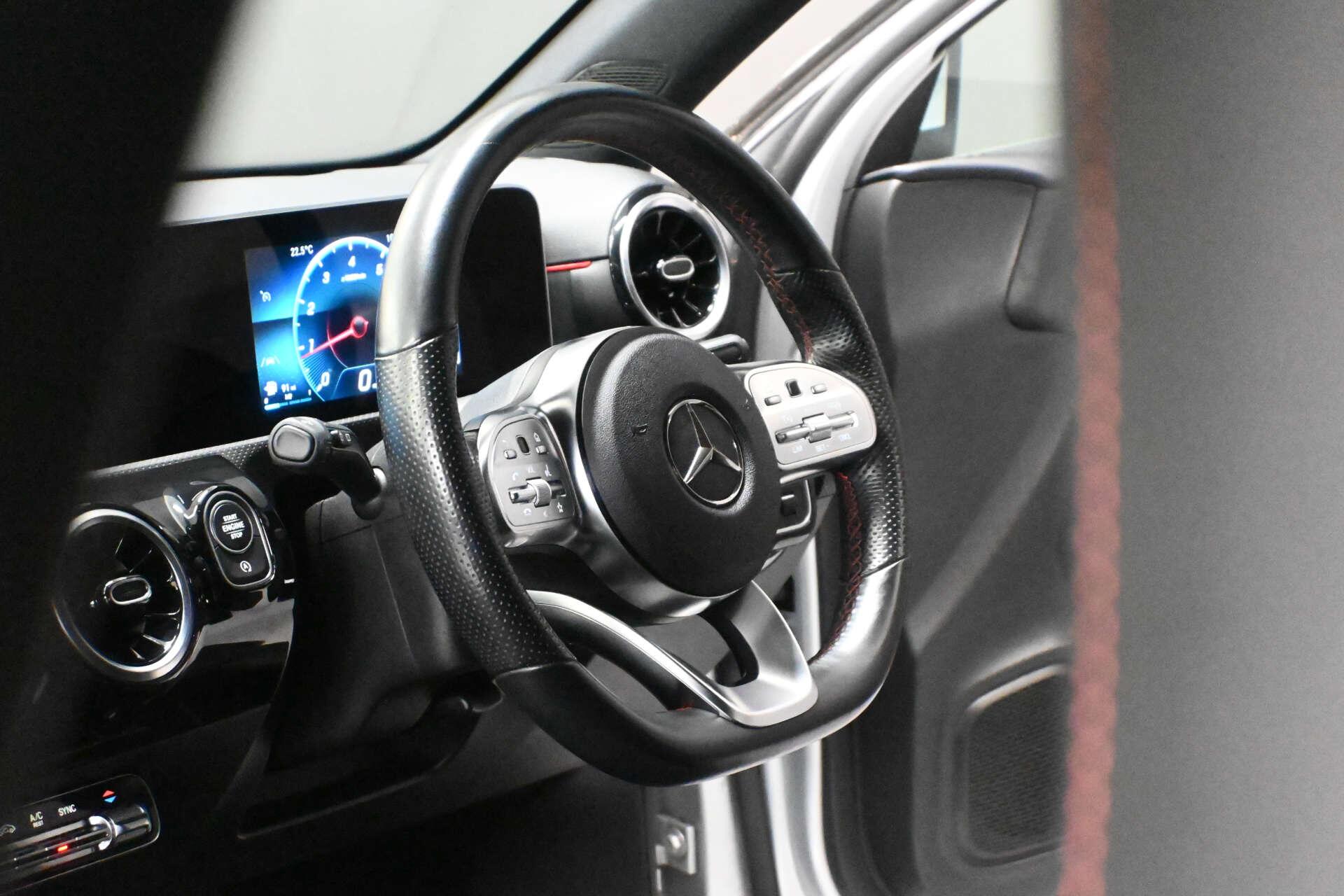 Mercedes-Benz A-Class view 4